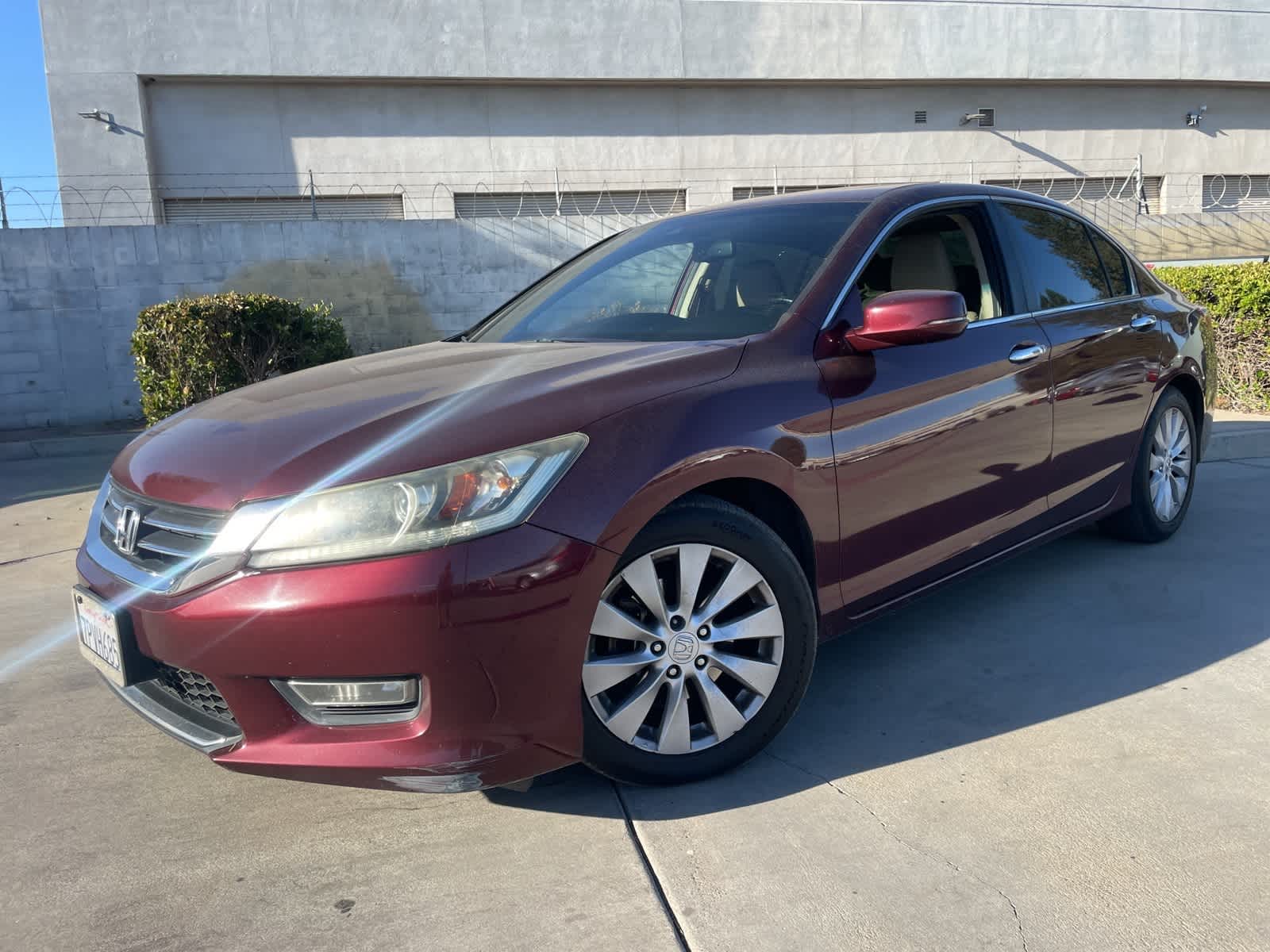 Used 2013 Honda Accord EX-L with VIN 1HGCR2F87DA031551 for sale in Fresno, CA