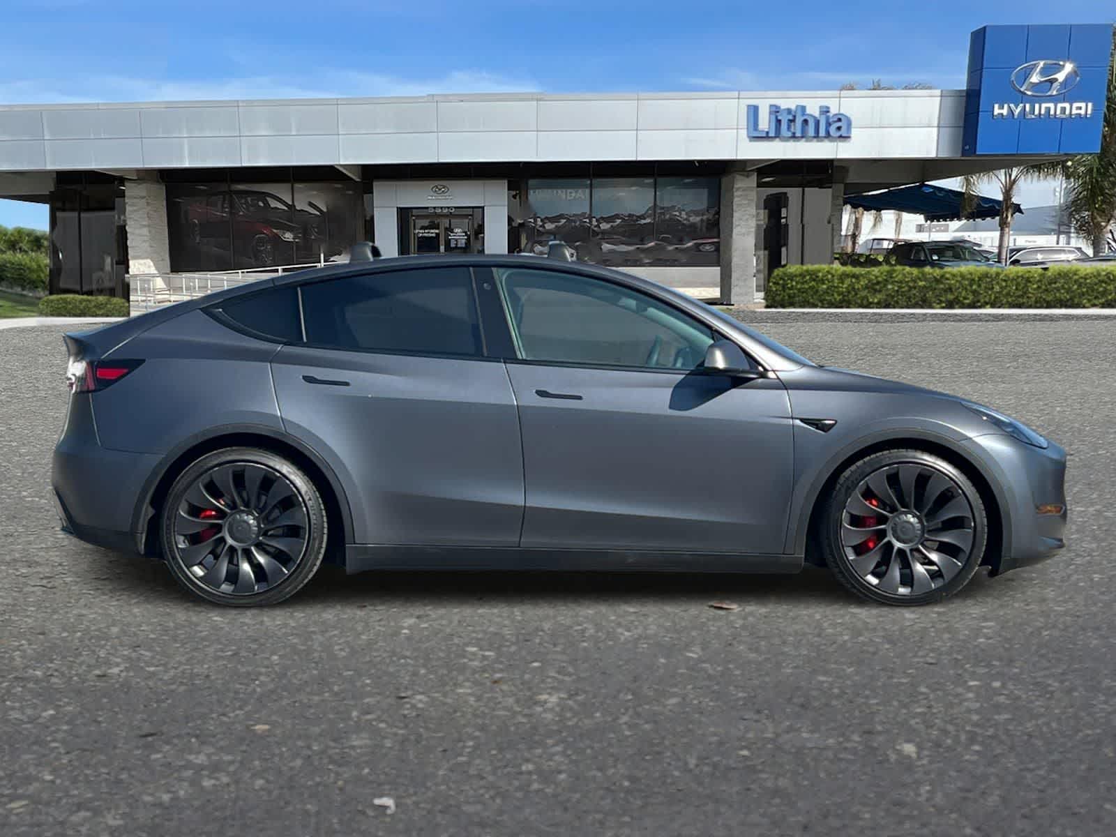 Thumbnail: 2022 Tesla Model Y - 9