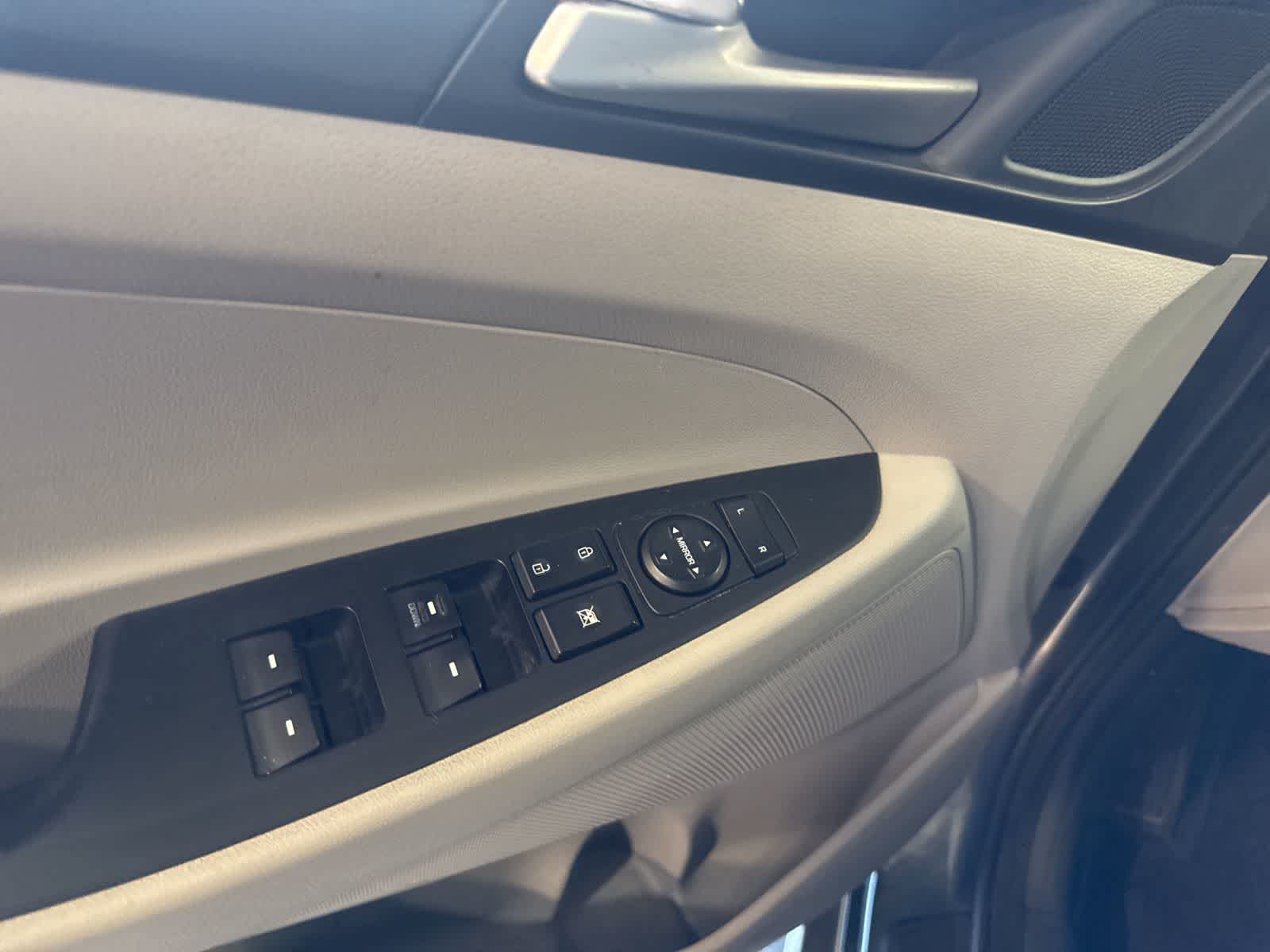 Thumbnail: 2019 Hyundai Tucson - 20