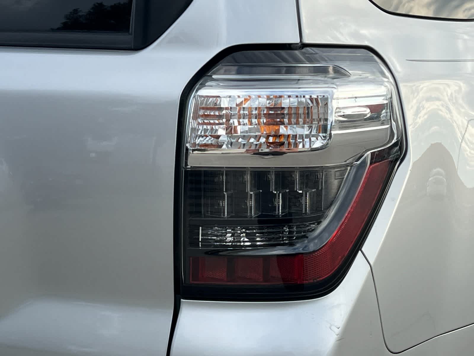 Thumbnail: 2016 Toyota 4Runner - 29