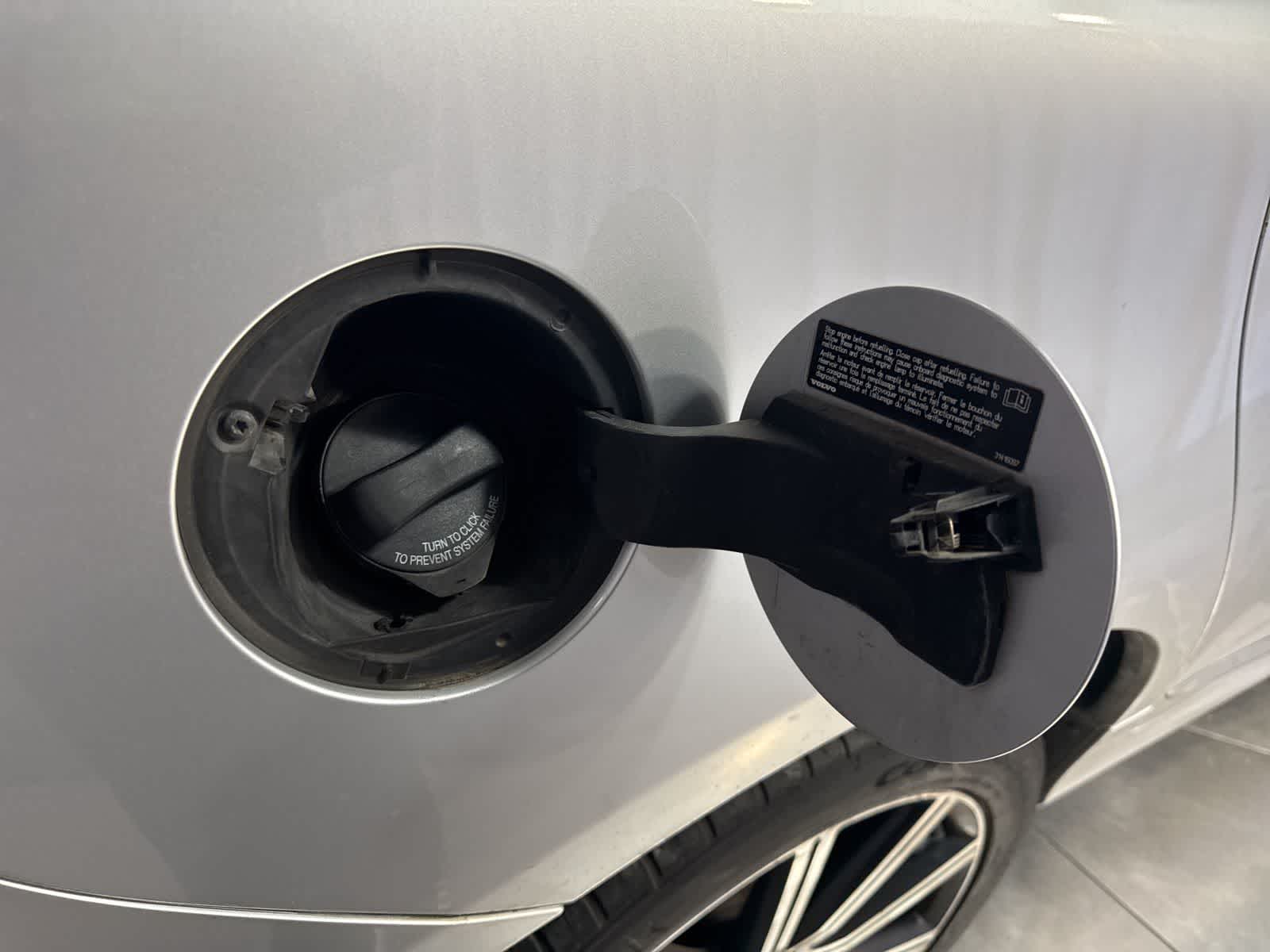 Thumbnail: 2015 Volvo XC60 - 15