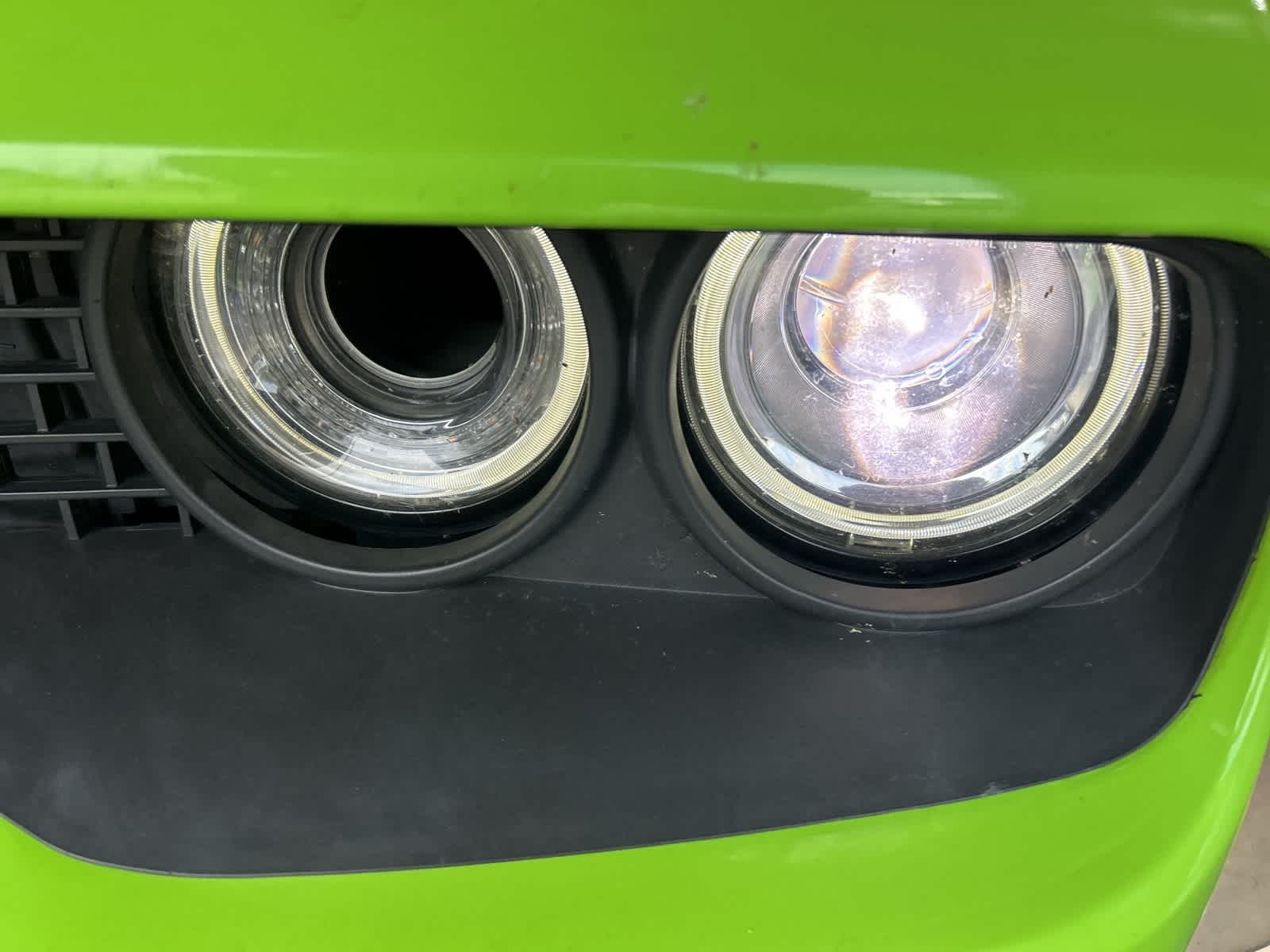 2015 Dodge Challenger SRT8 Hellcat photo 2