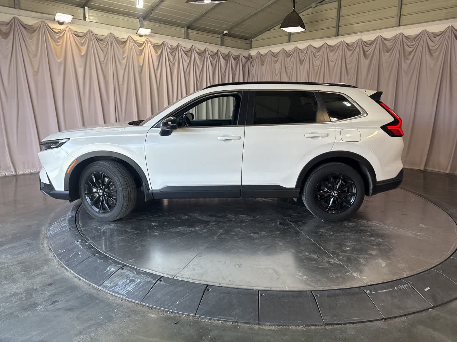 2024 Honda CR-V Hybrid Sport photo 3