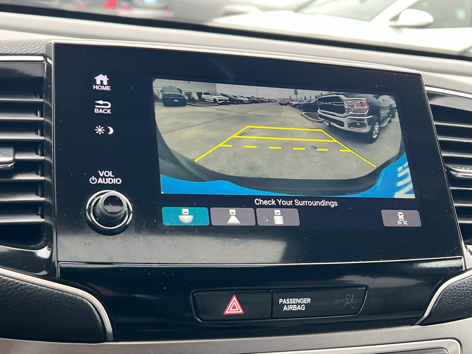 Thumbnail: 2020 Honda Pilot - 20