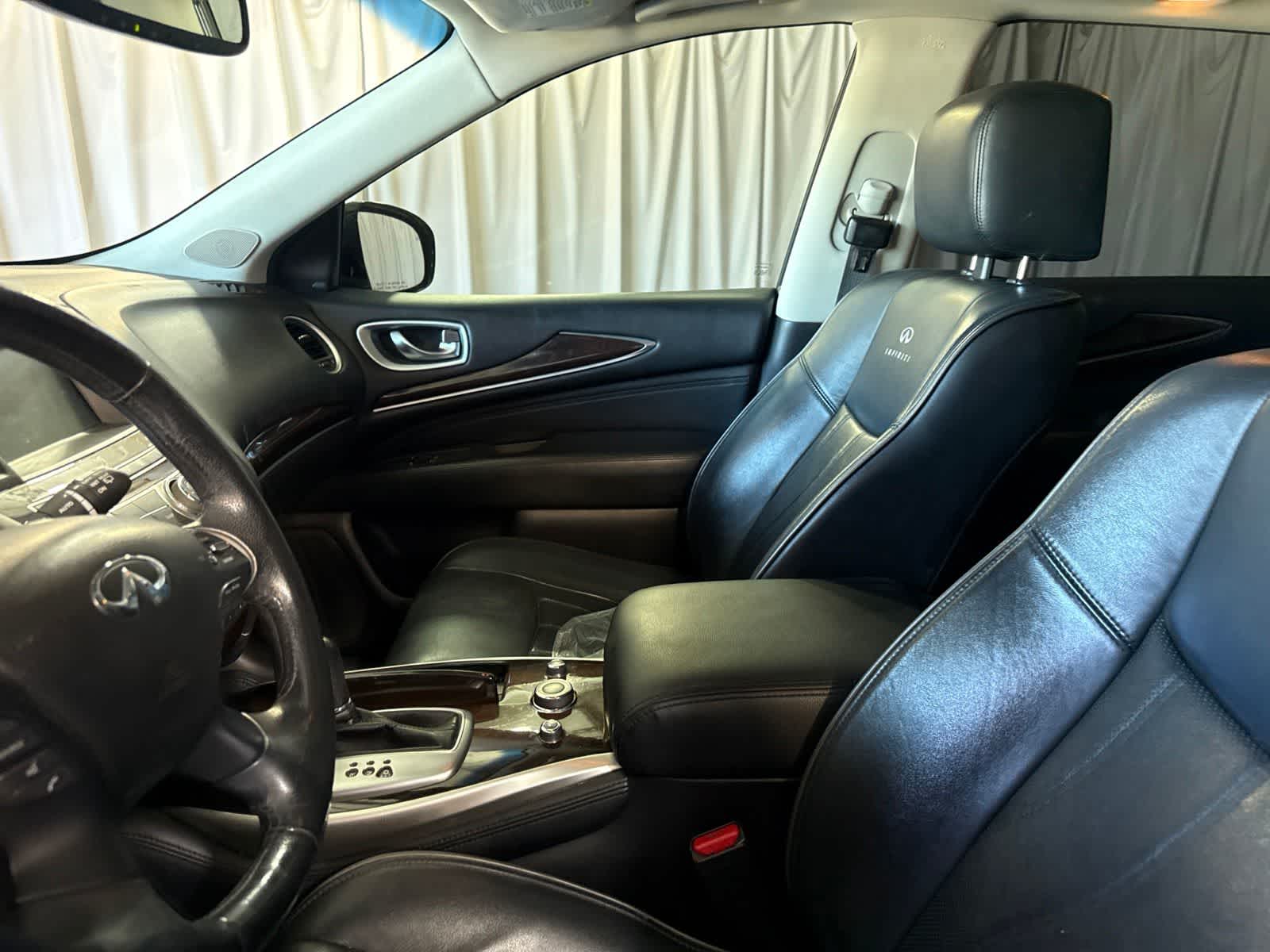 Thumbnail: 2014 INFINITI QX60 - 21