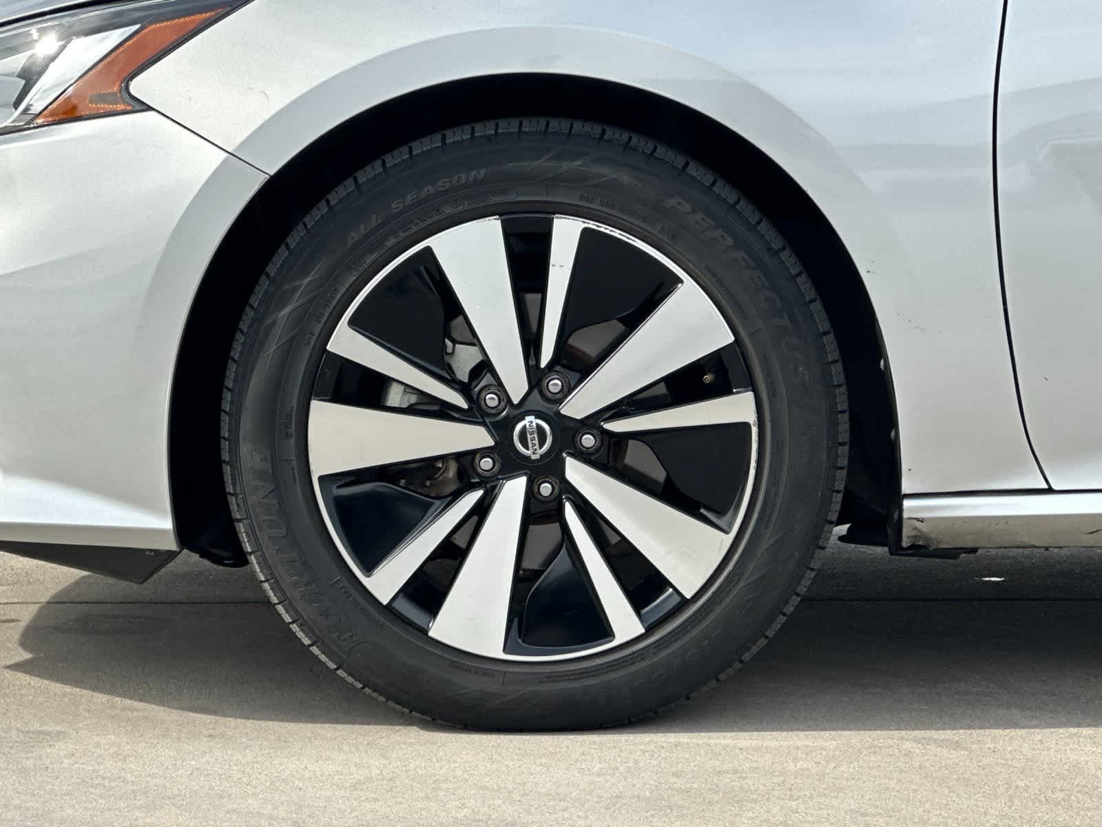 Thumbnail: 2022 Nissan Altima - 25