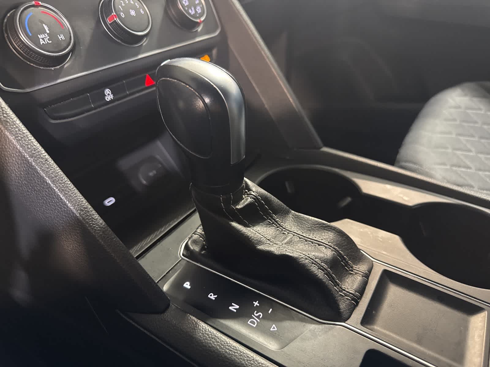 Thumbnail: 2021 Volkswagen Atlas - 23