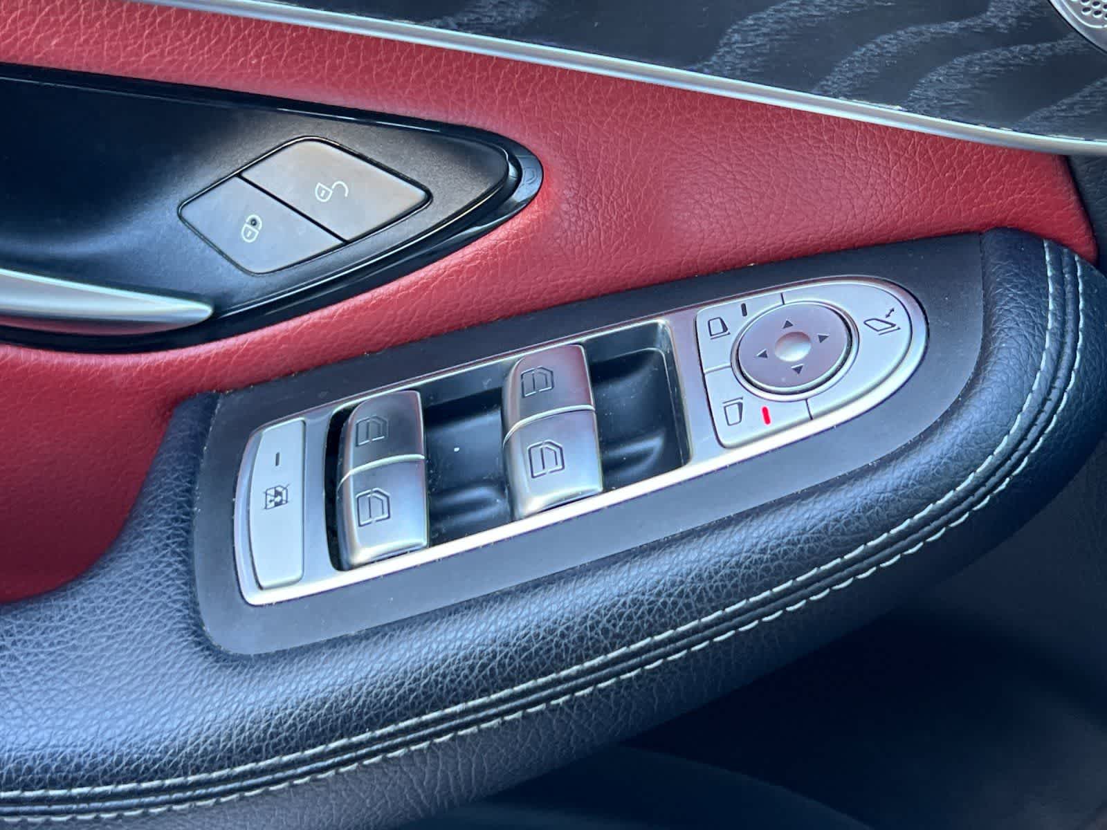 Thumbnail: 2018 Mercedes-Benz GLC - 14