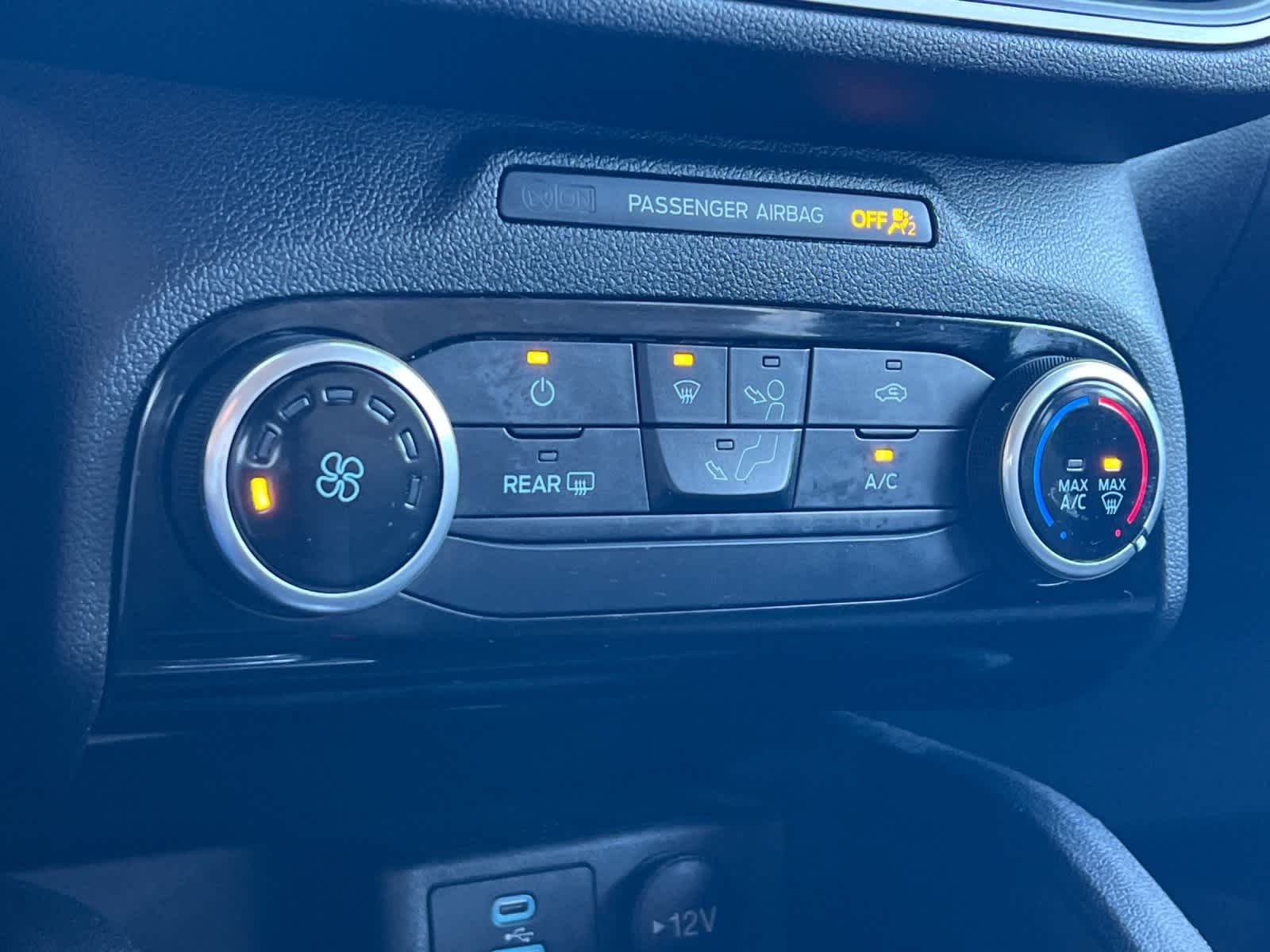 Thumbnail: 2022 Ford Escape - 20