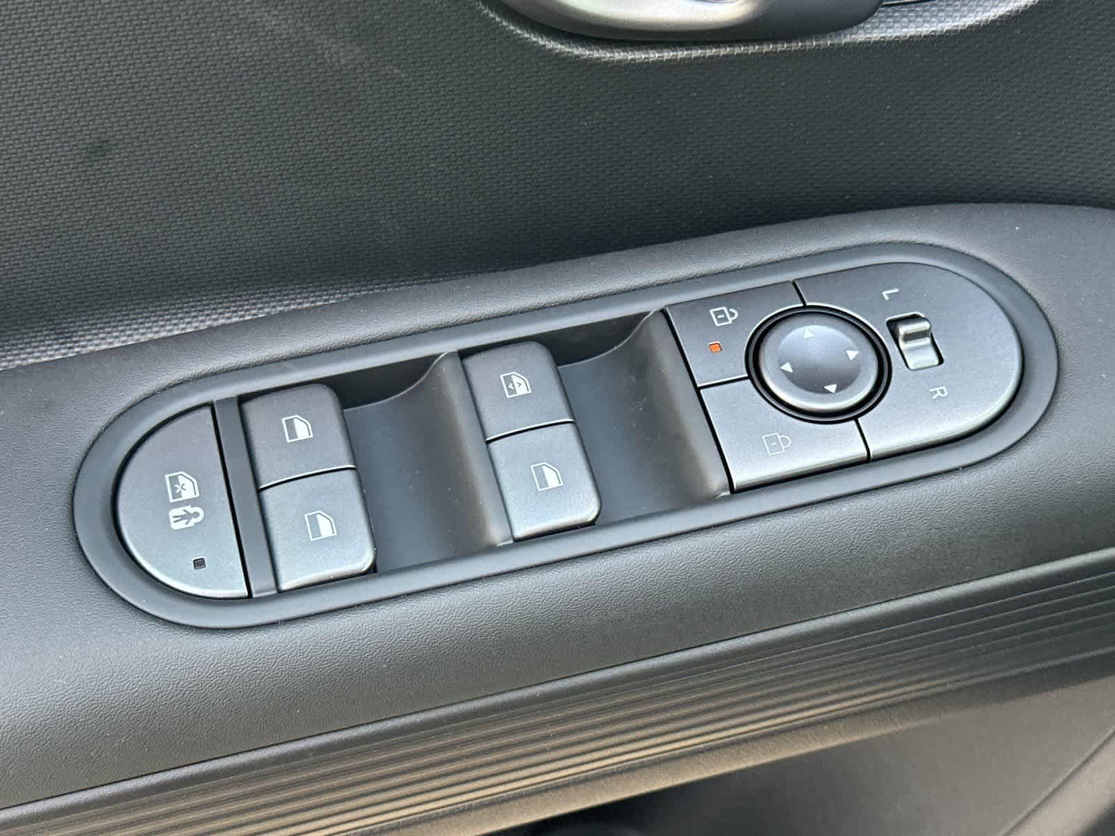 Thumbnail: 2026 Hyundai Ioniq 5 - 13