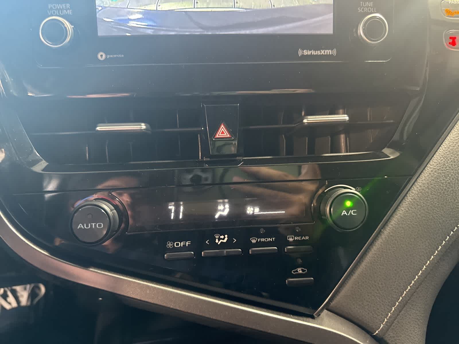 Thumbnail: 2021 Toyota Camry - 23