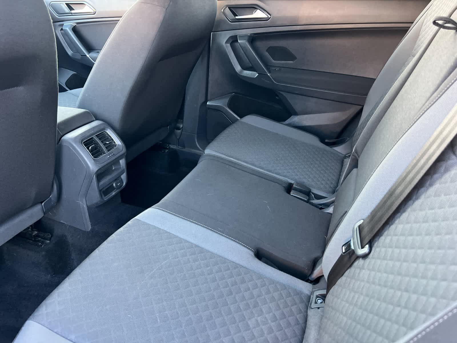 Thumbnail: 2018 Volkswagen Tiguan - 5