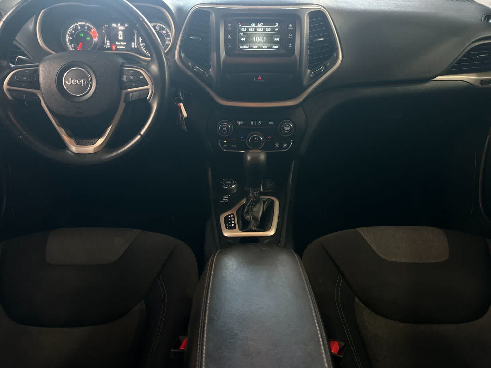 Thumbnail: 2018 Jeep Cherokee - 3