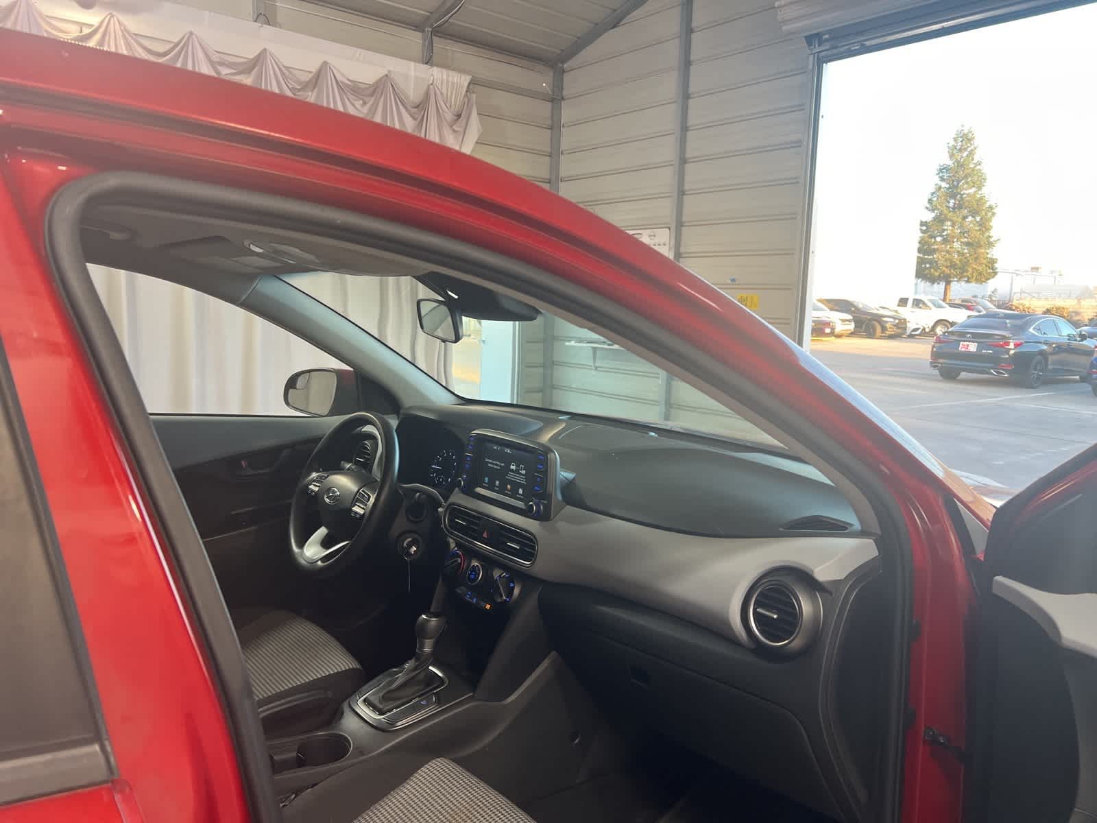 Thumbnail: 2019 Hyundai Kona - 17