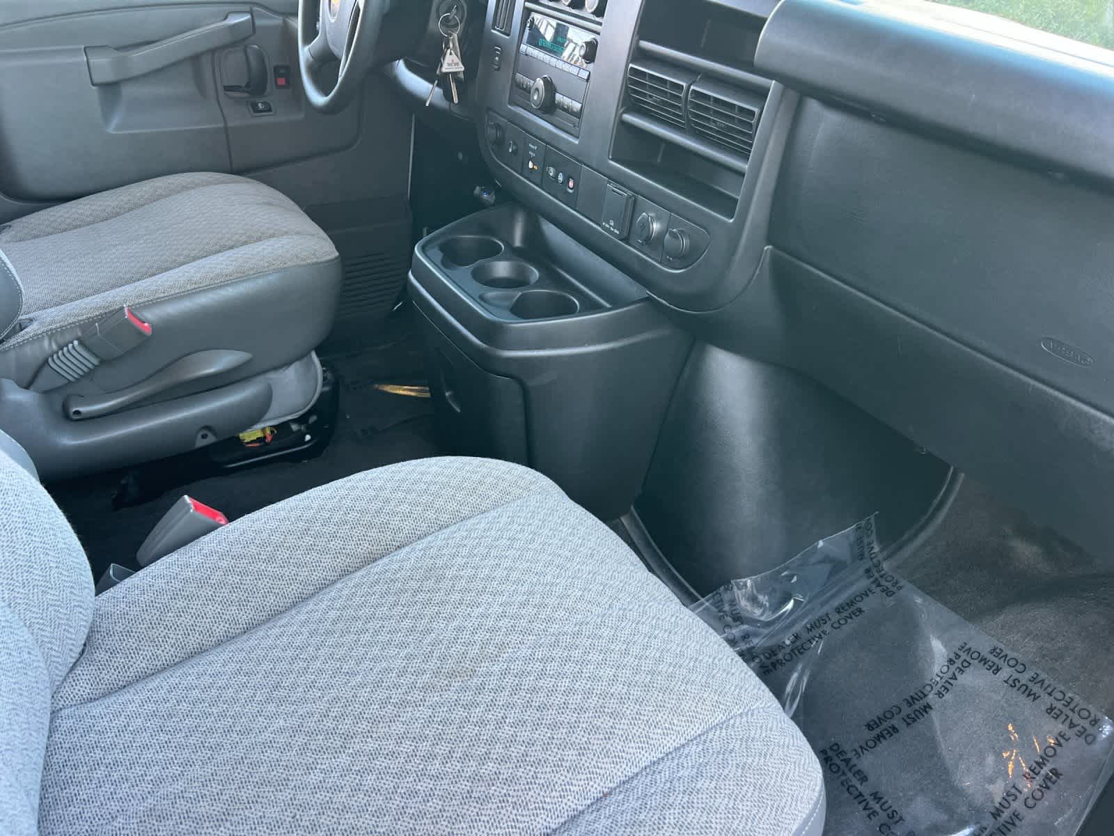 Thumbnail: 2017 Chevrolet Express - 18