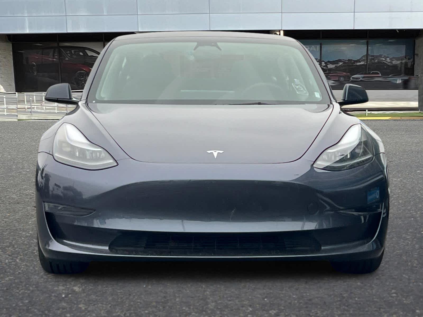 Thumbnail: 2023 Tesla Model 3 - 10
