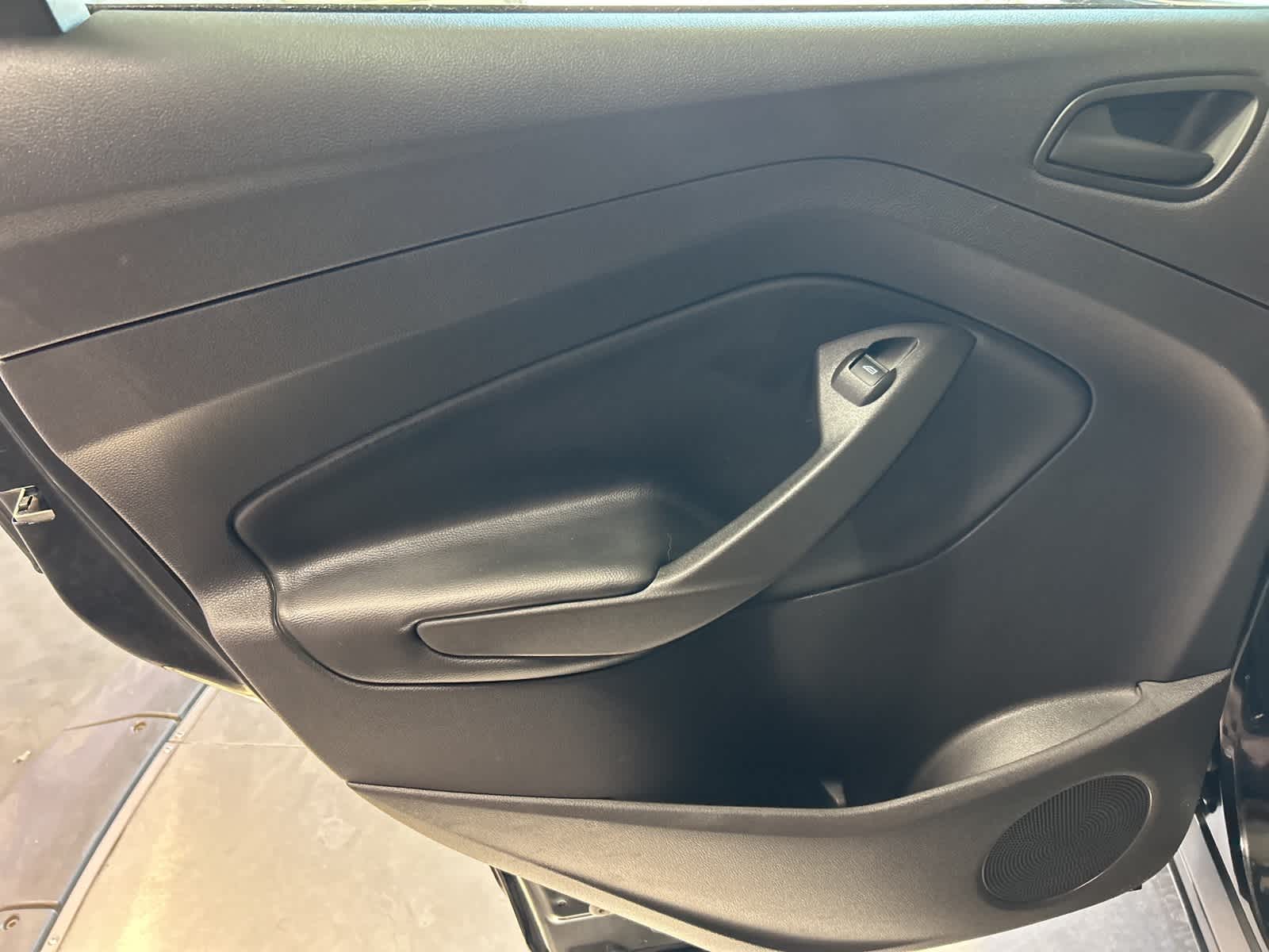 Thumbnail: 2019 Ford Escape - 17