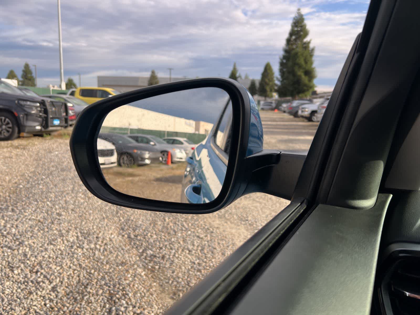 Thumbnail: 2025 Chevrolet TrailBlazer - 25