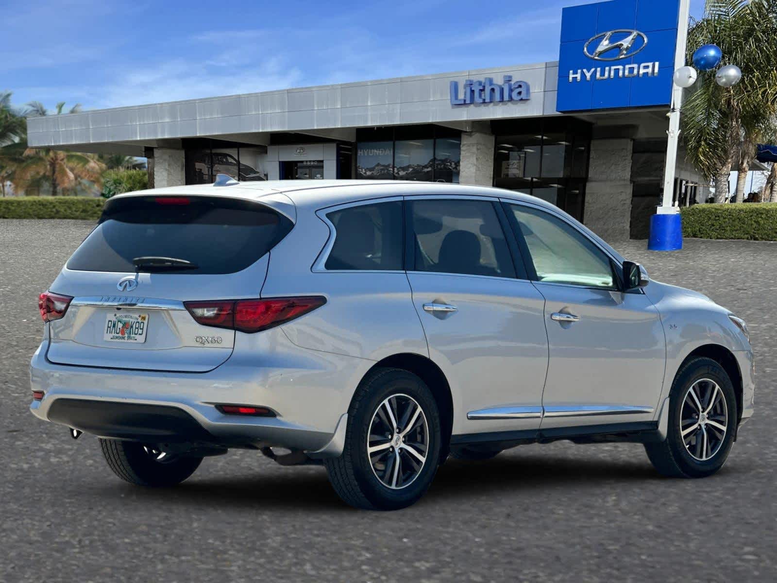 Used 2019 INFINITI QX60 LUXE with VIN 5N1DL0MN7KC558097 for sale in Fresno, CA