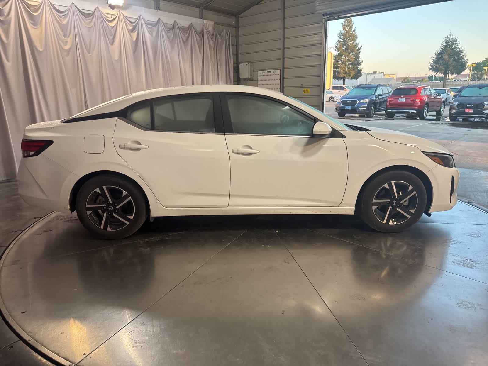 Thumbnail: 2025 Nissan Sentra - 4