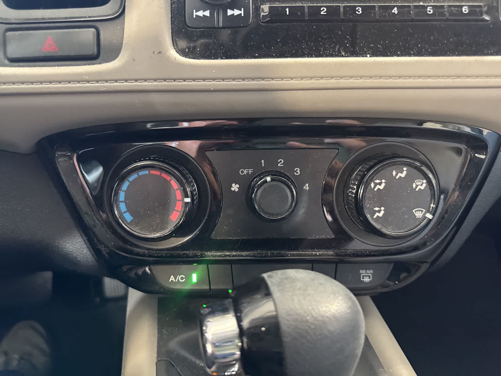 Thumbnail: 2016 Honda HR-V - 23