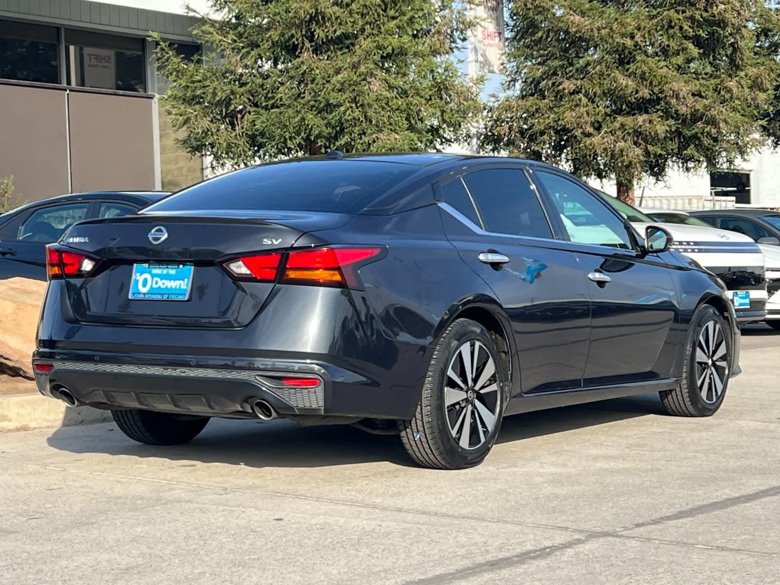Thumbnail: 2019 Nissan Altima - 3