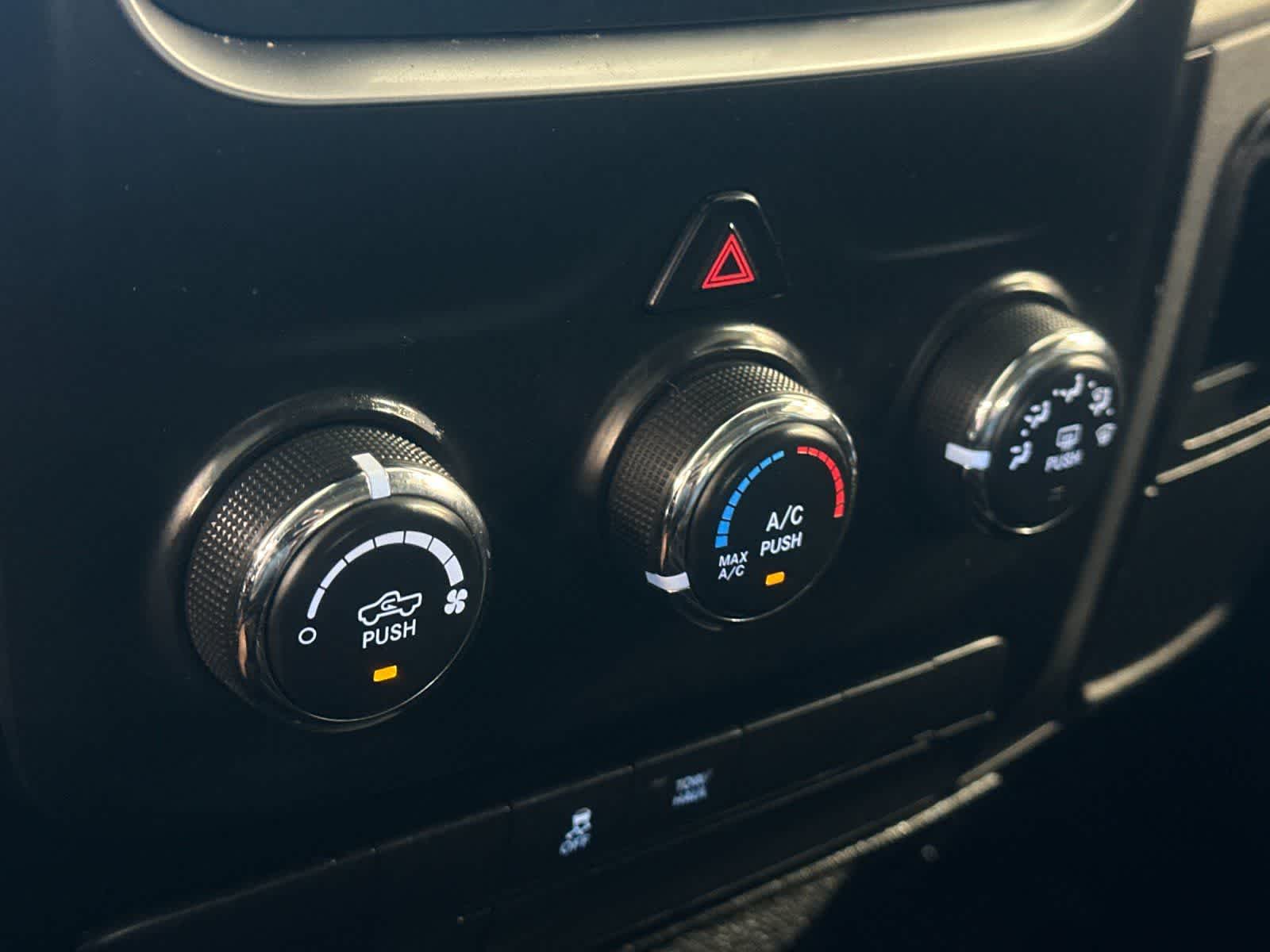 Thumbnail: 2019 RAM 1500 - 19