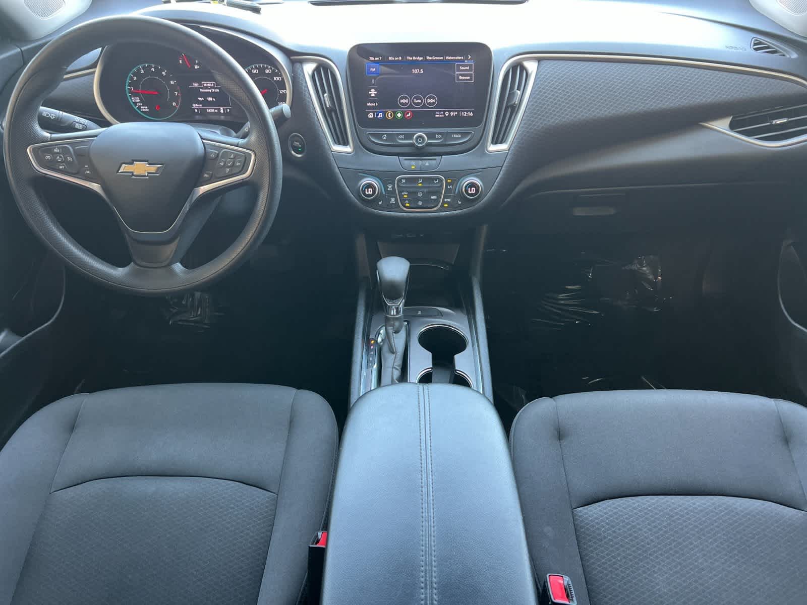 Thumbnail: 2023 Chevrolet Malibu - 3