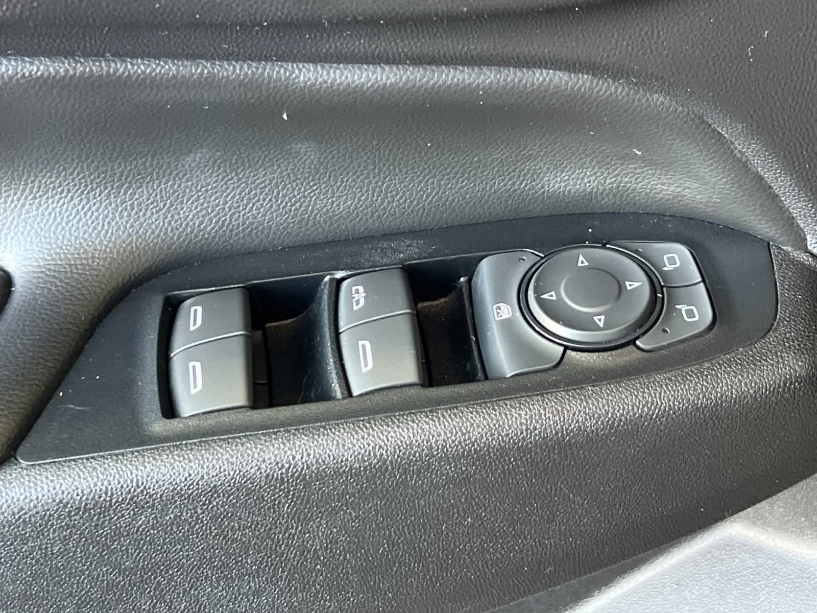 Thumbnail: 2018 Chevrolet Equinox - 13