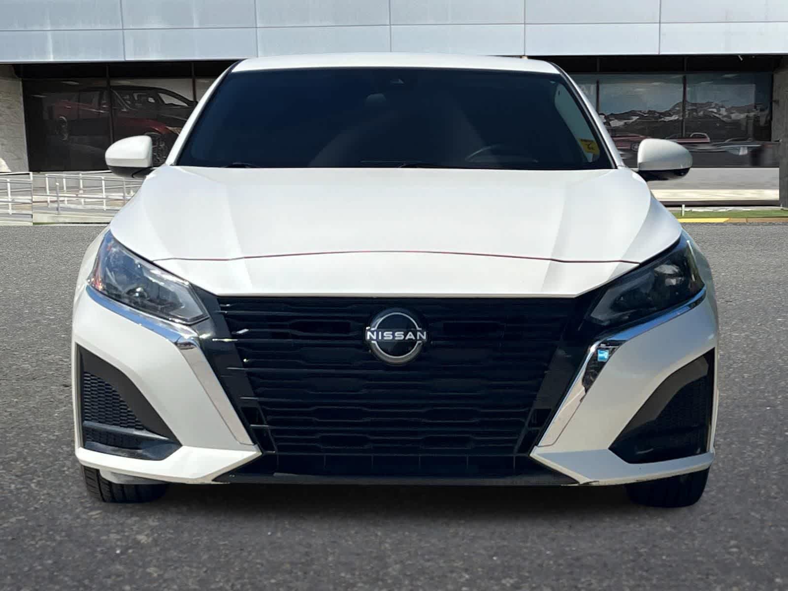 Thumbnail: 2023 Nissan Altima - 11