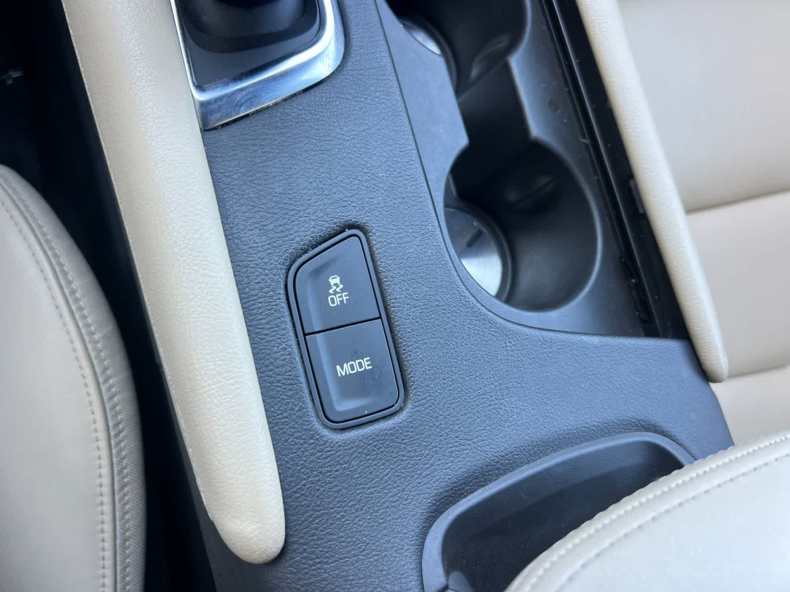 Thumbnail: 2017 Cadillac XT5 - 31