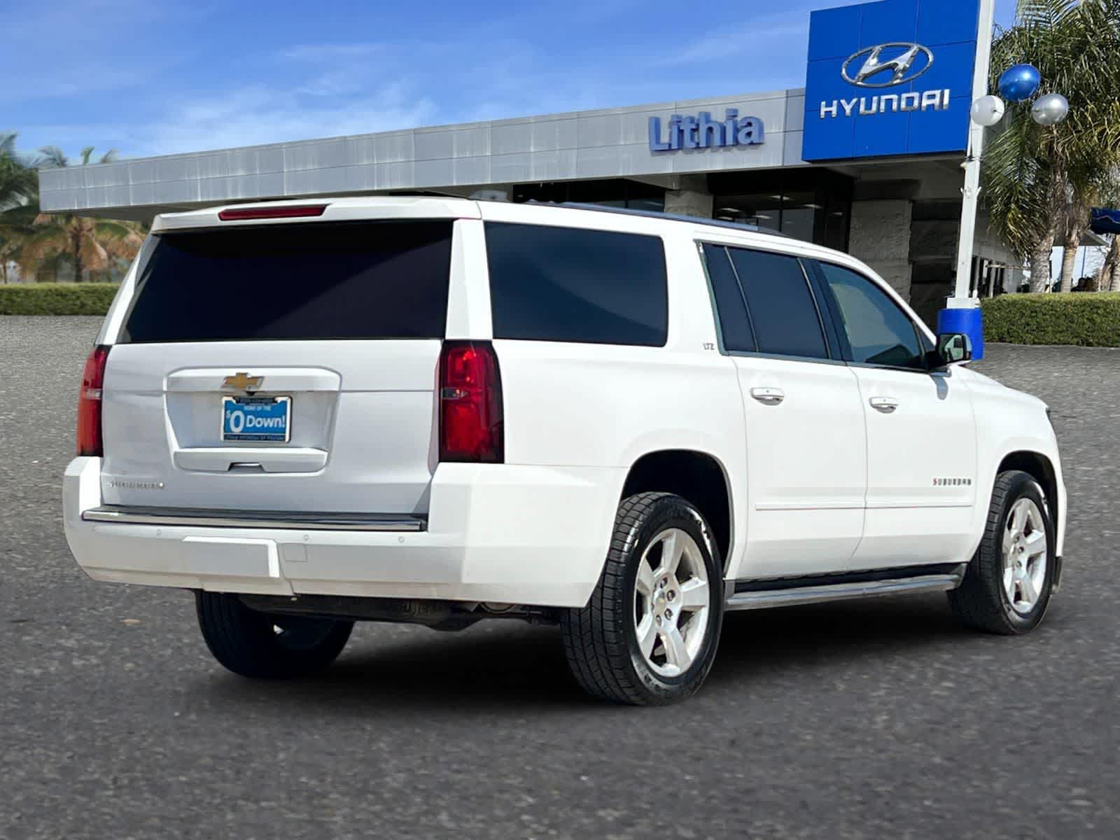 Thumbnail: 2015 Chevrolet Suburban - 3