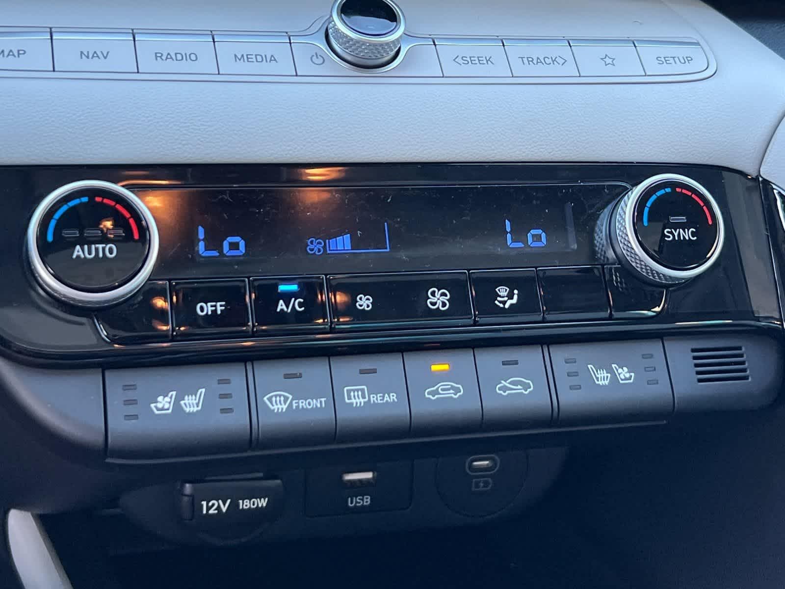 Thumbnail: 2025 Hyundai Elantra - 20