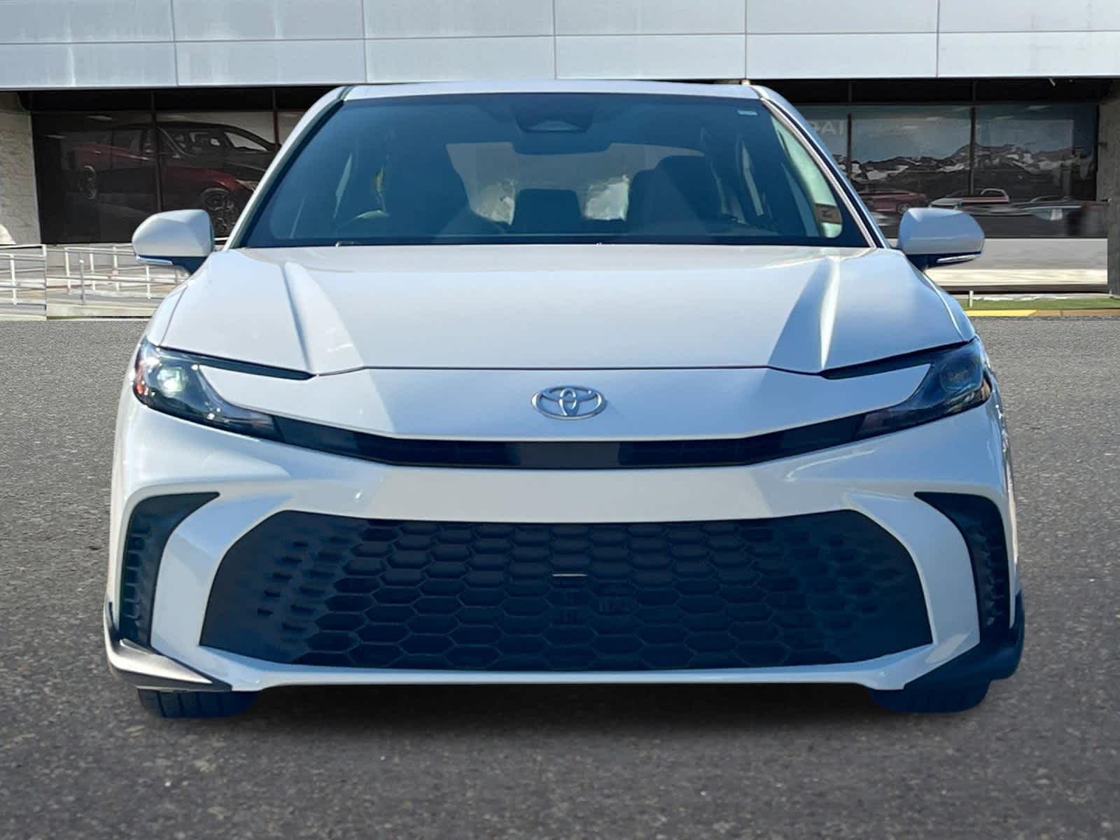 Thumbnail: 2025 Toyota Camry - 11