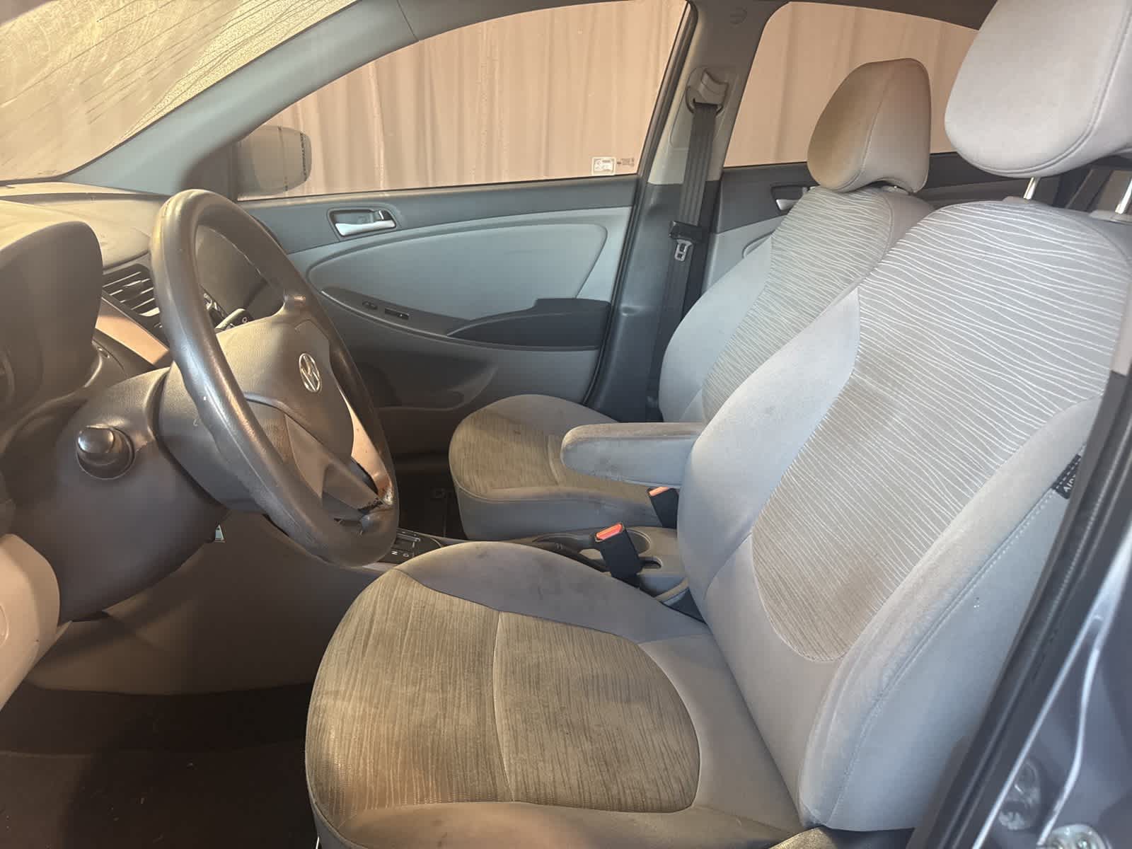 Thumbnail: 2015 Hyundai Accent - 18