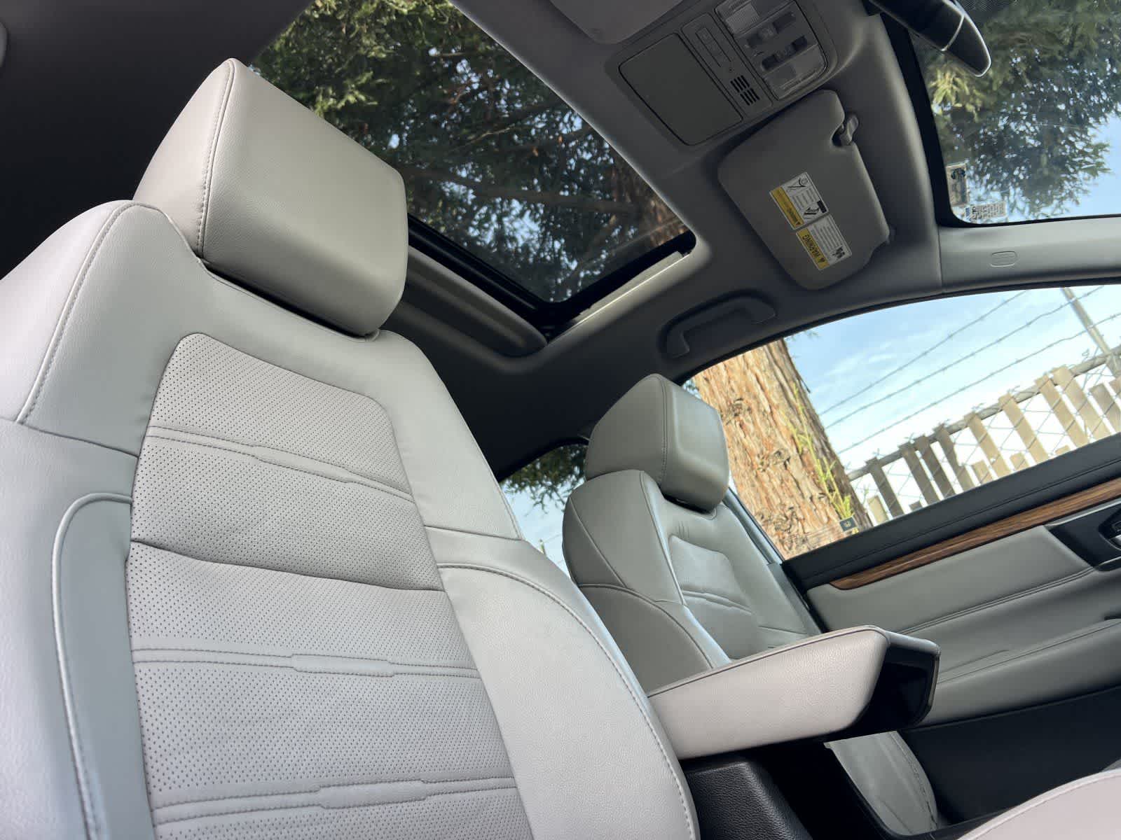 Thumbnail: 2017 Honda CR-V - 18