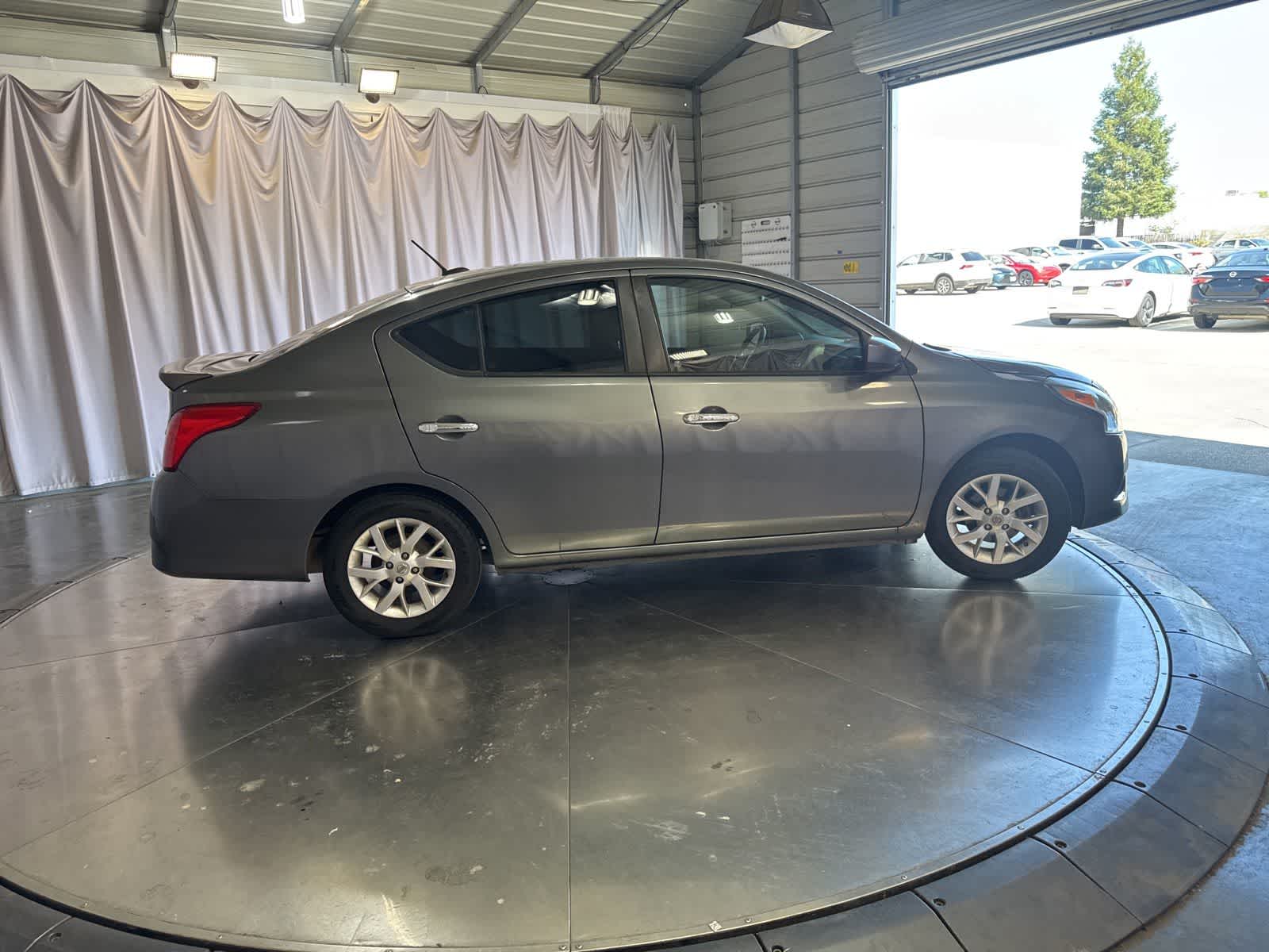 Thumbnail: 2018 Nissan Versa - 4