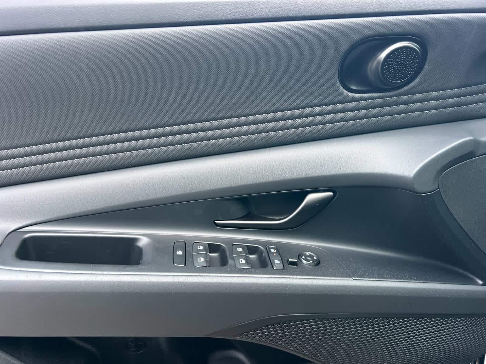 Thumbnail: 2026 Hyundai Elantra - 12