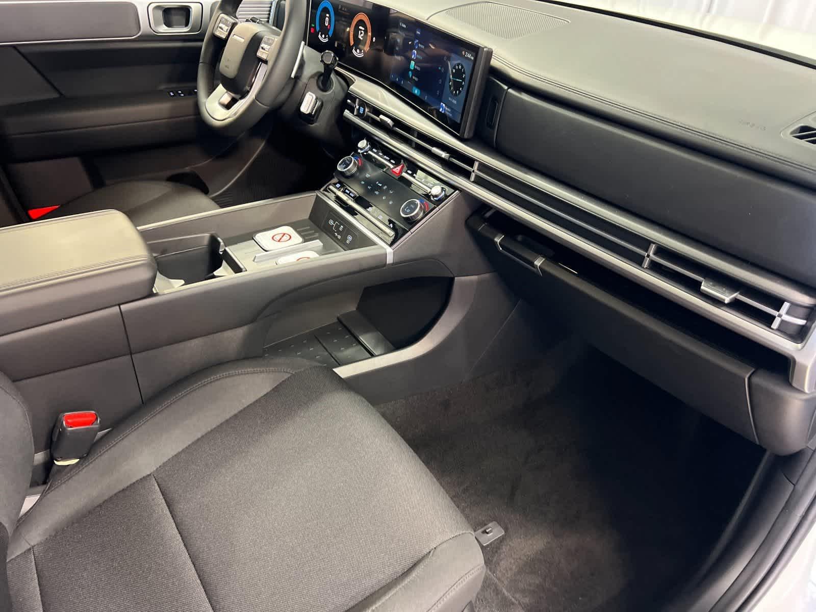 Thumbnail: 2026 Hyundai Santa Fe - 17