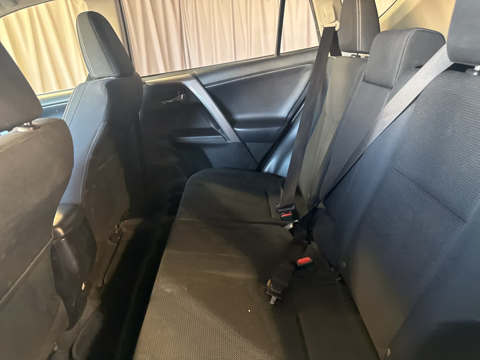 Thumbnail: 2017 Toyota RAV4 - 17