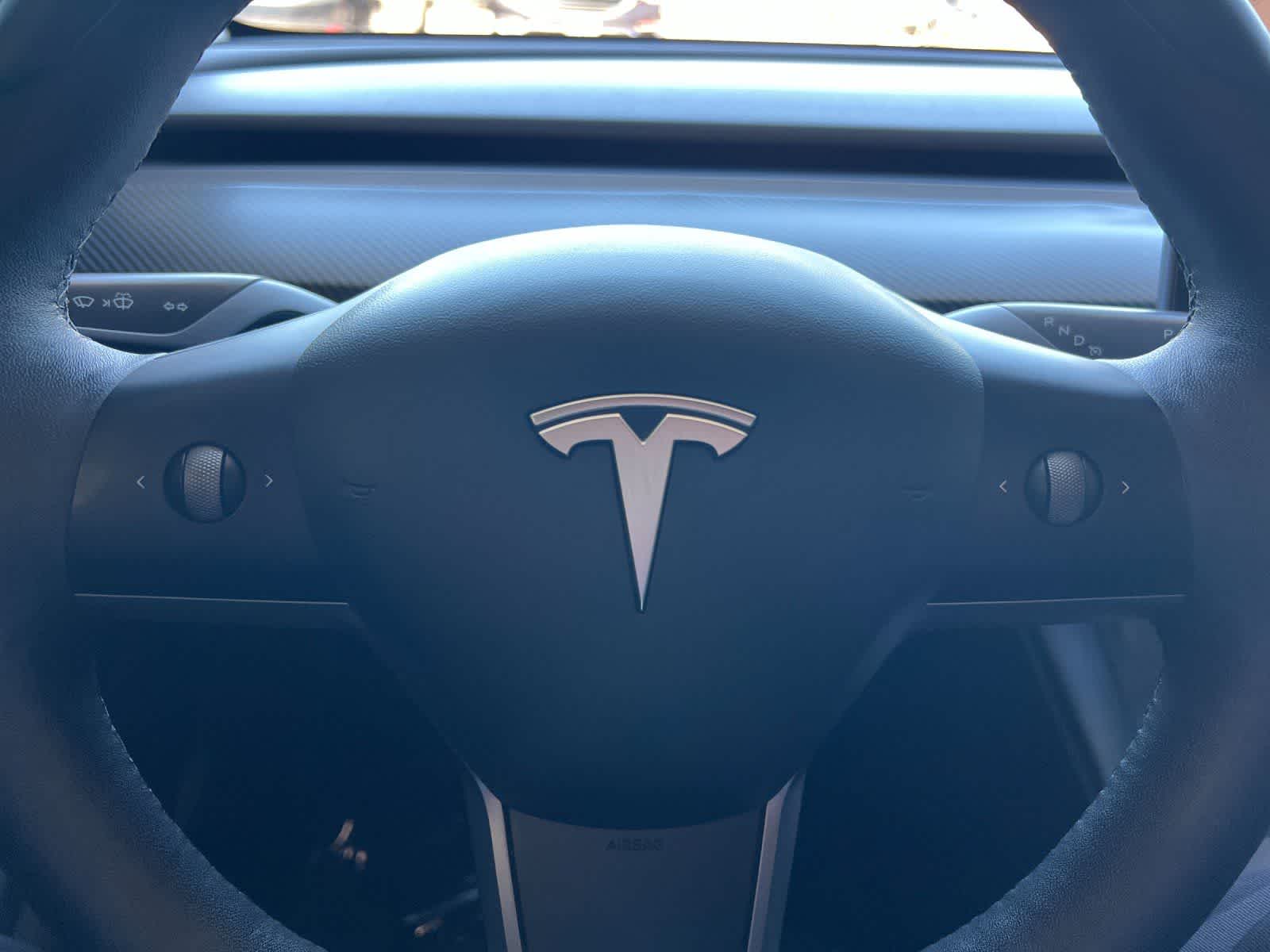 Thumbnail: 2021 Tesla Model 3 - 23