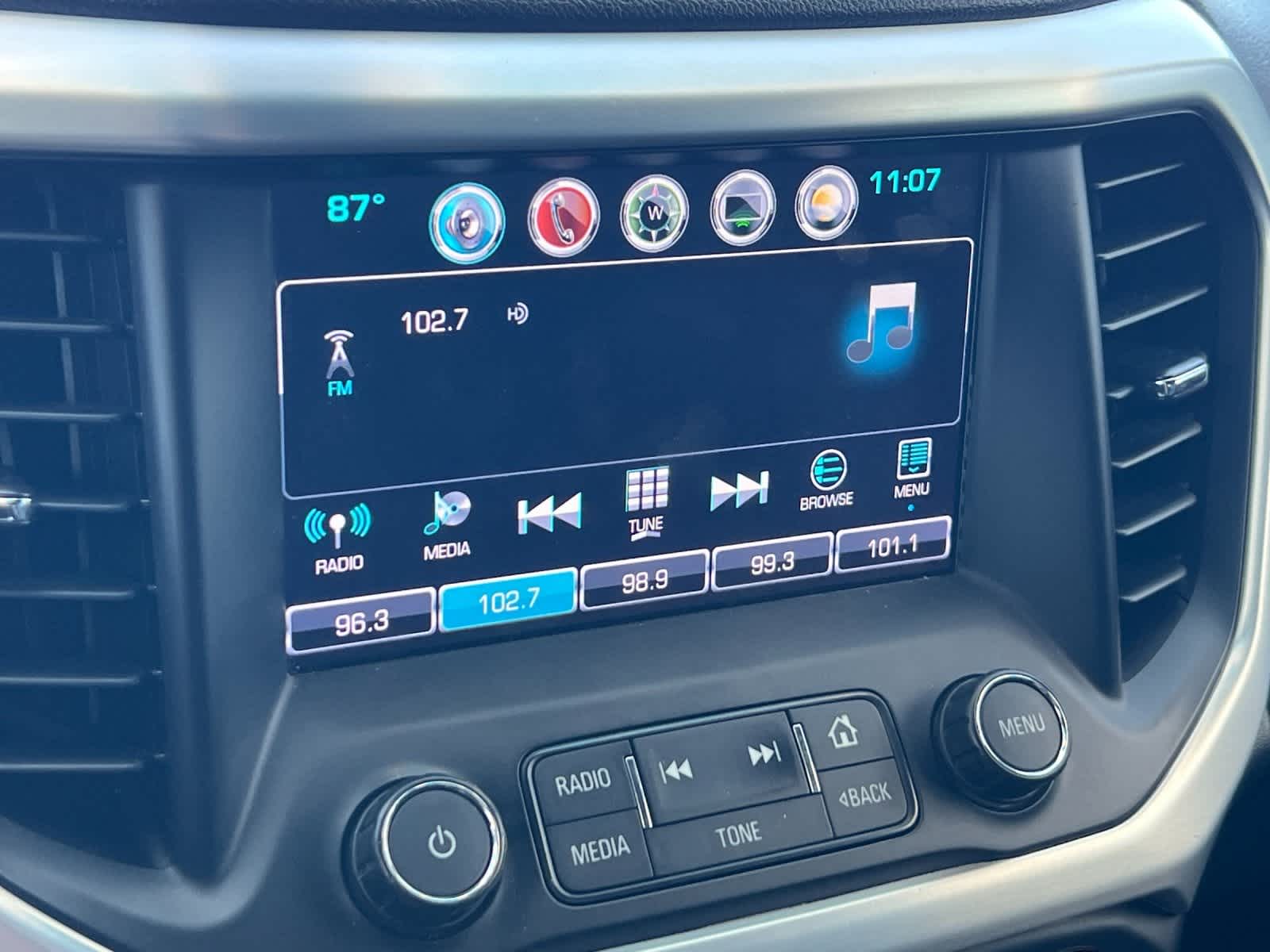 Thumbnail: 2018 GMC Acadia - 19