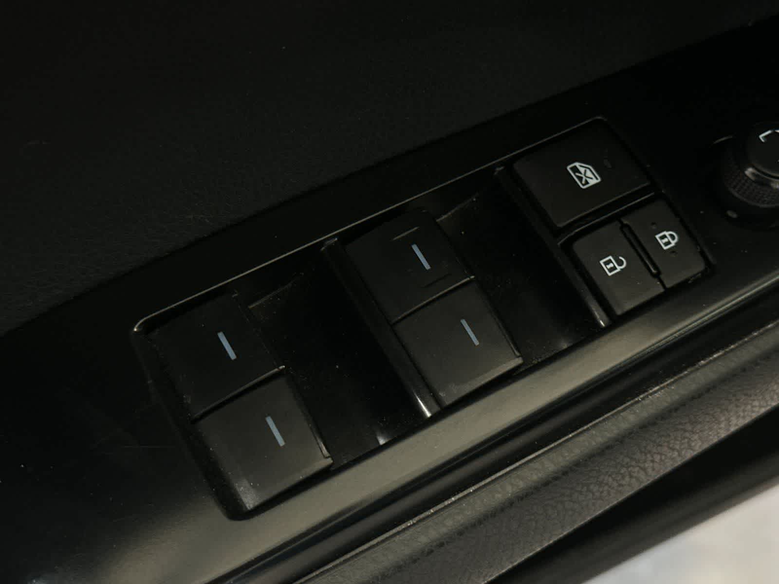 Thumbnail: 2025 Toyota Camry - 13