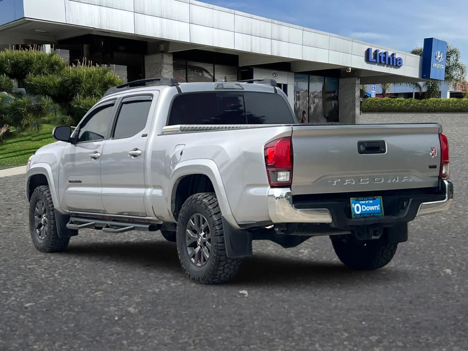 2021 Toyota Tacoma SR5 V6 photo 6