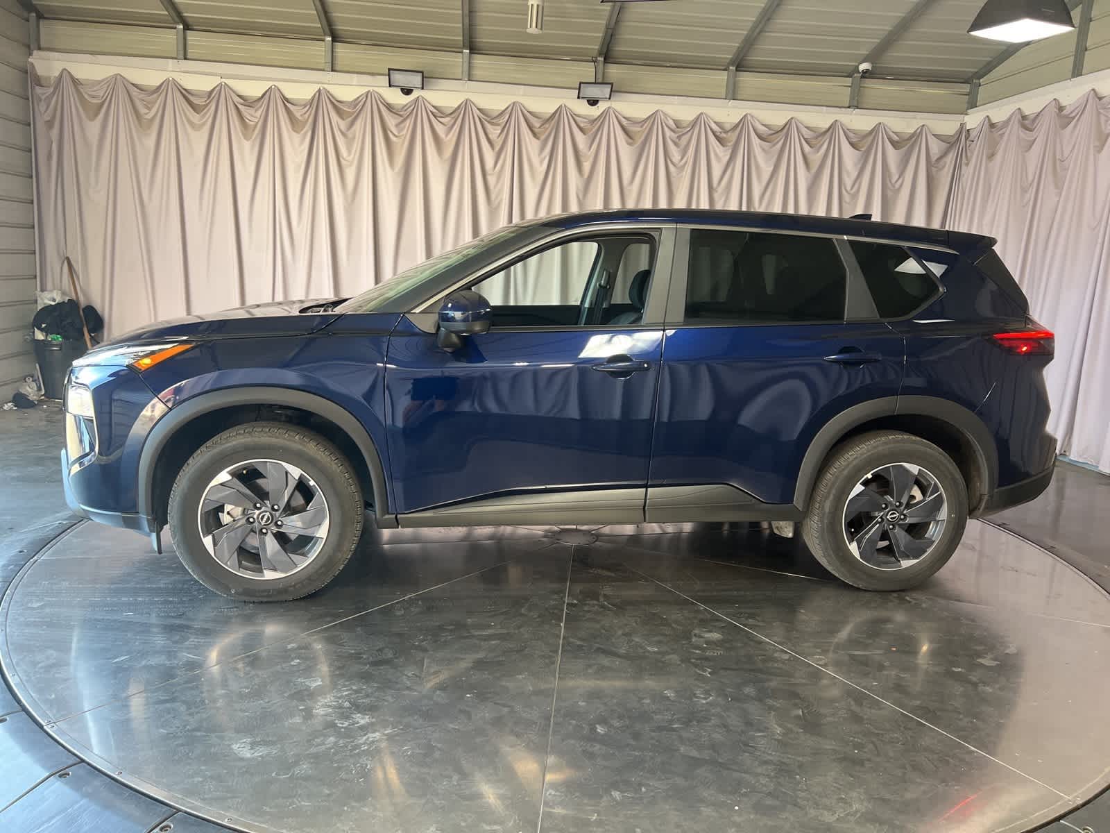 Thumbnail: 2025 Nissan Rogue - 4