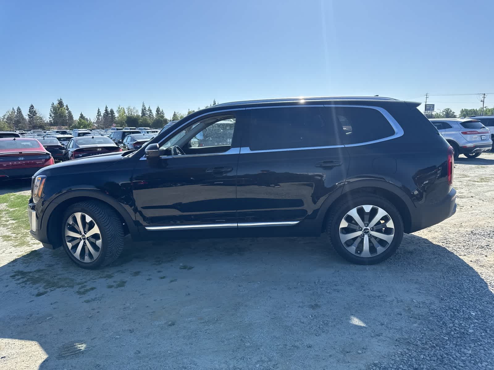 Thumbnail: 2022 Kia Telluride - 8