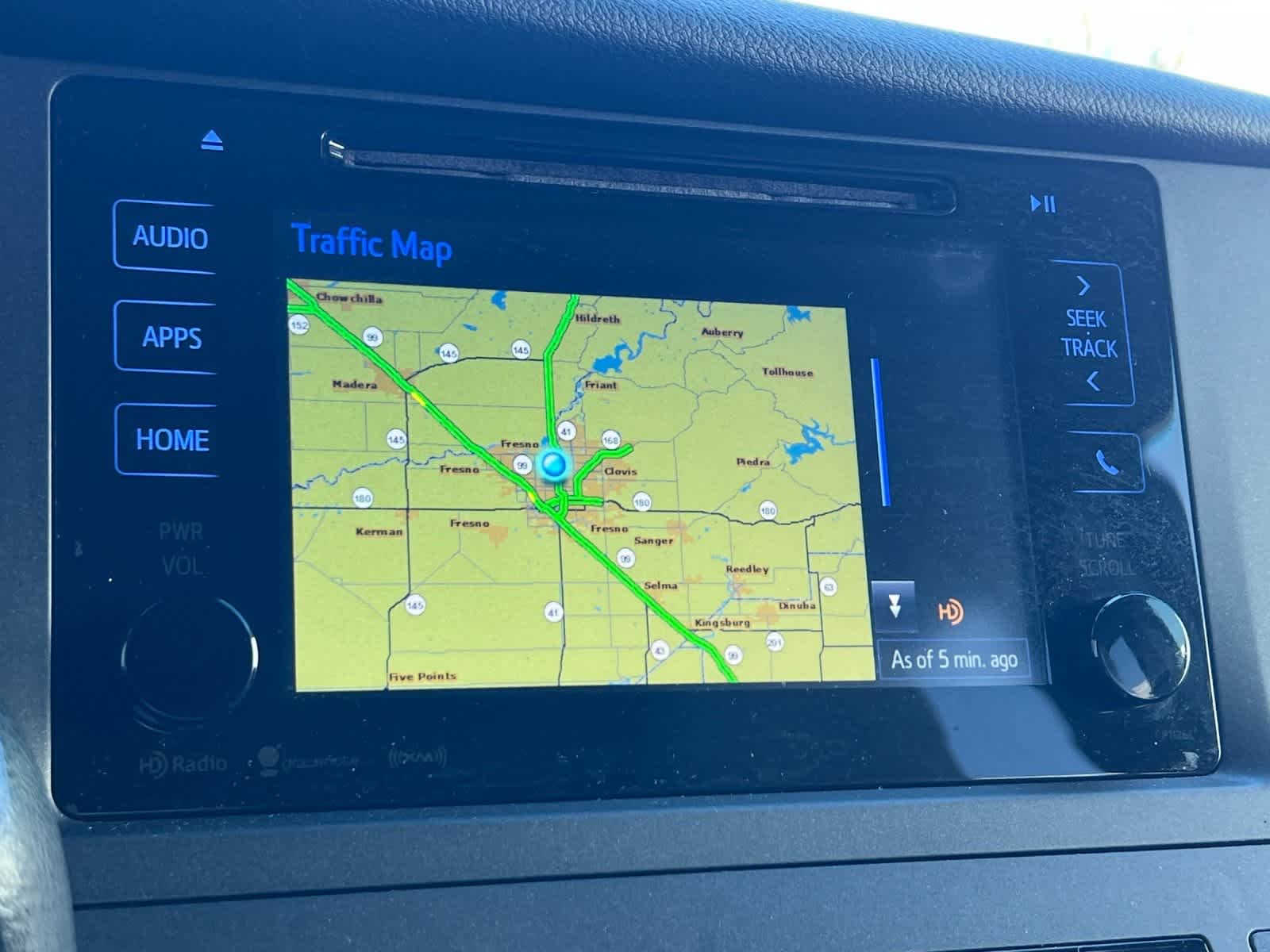 Thumbnail: 2017 Toyota Sienna - 21