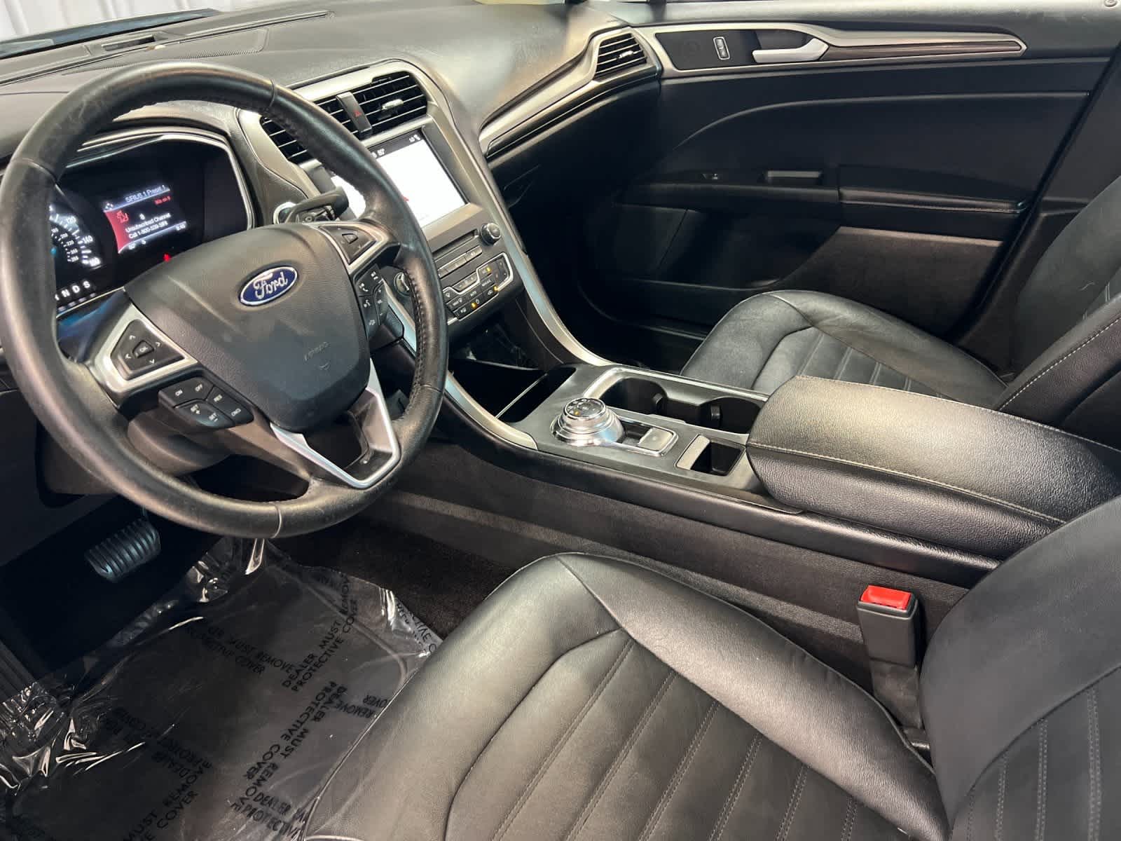 Thumbnail: 2017 Ford Fusion - 11