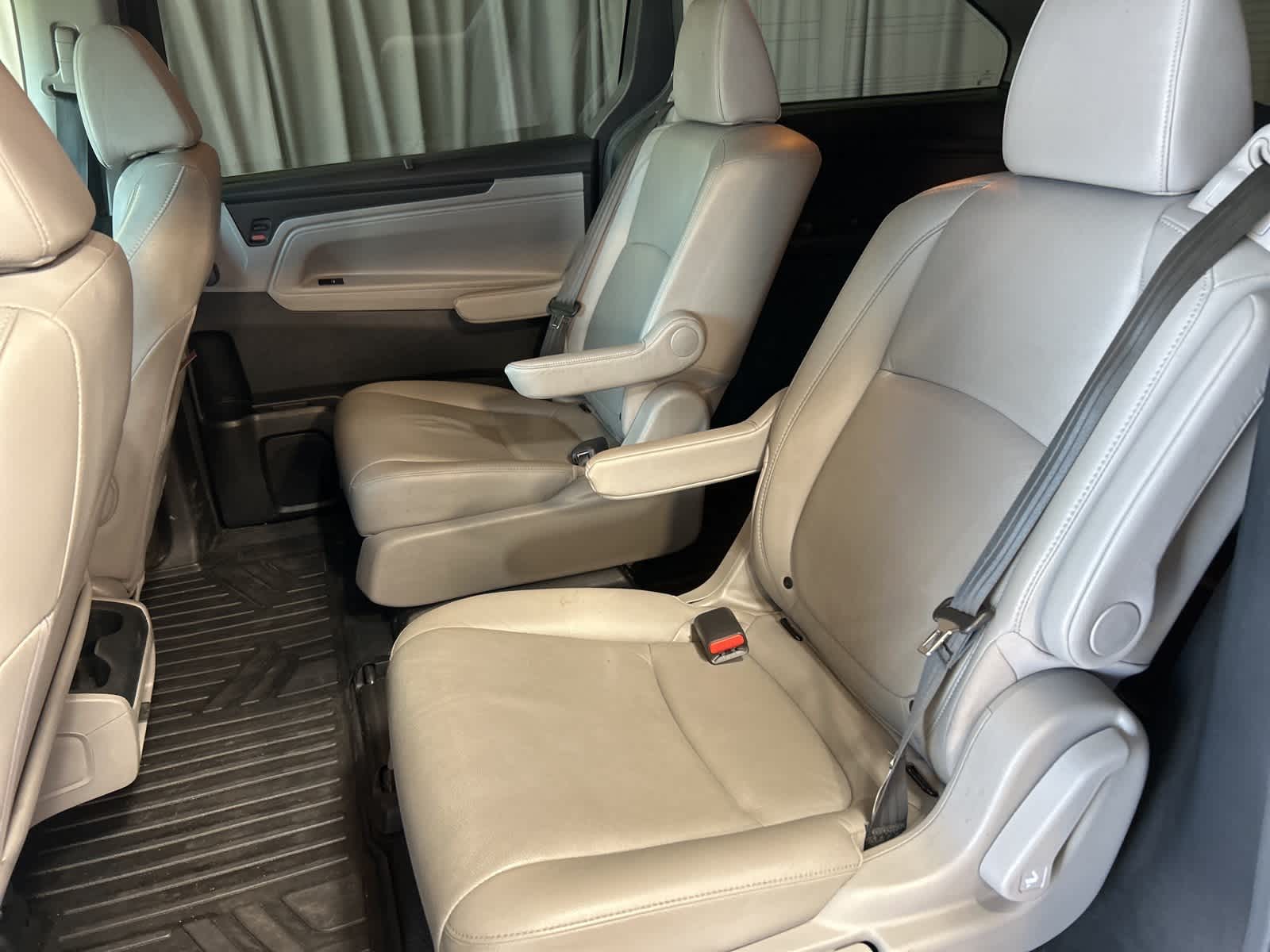 Thumbnail: 2020 Honda Odyssey - 17