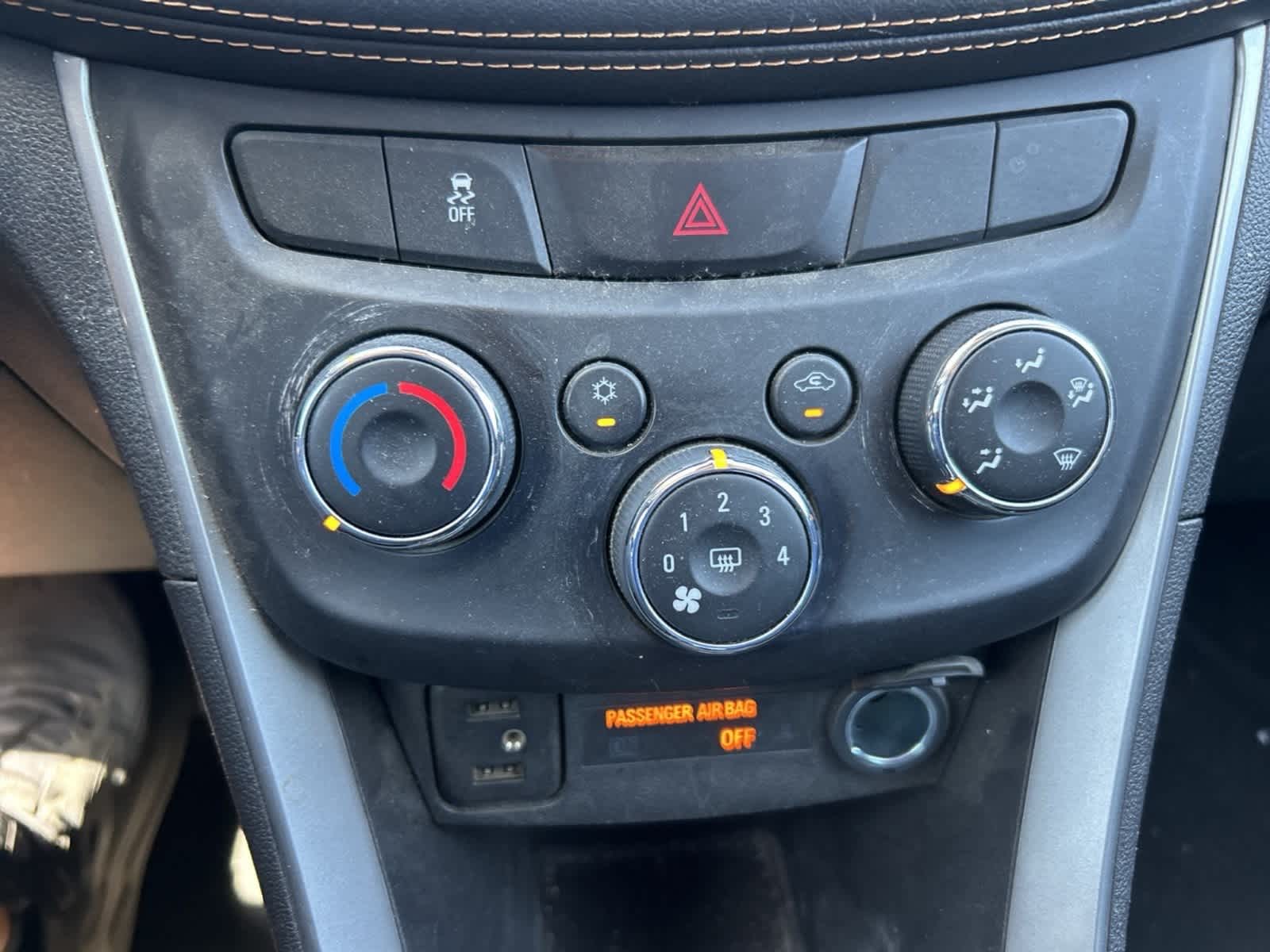 Thumbnail: 2019 Chevrolet Trax - 26